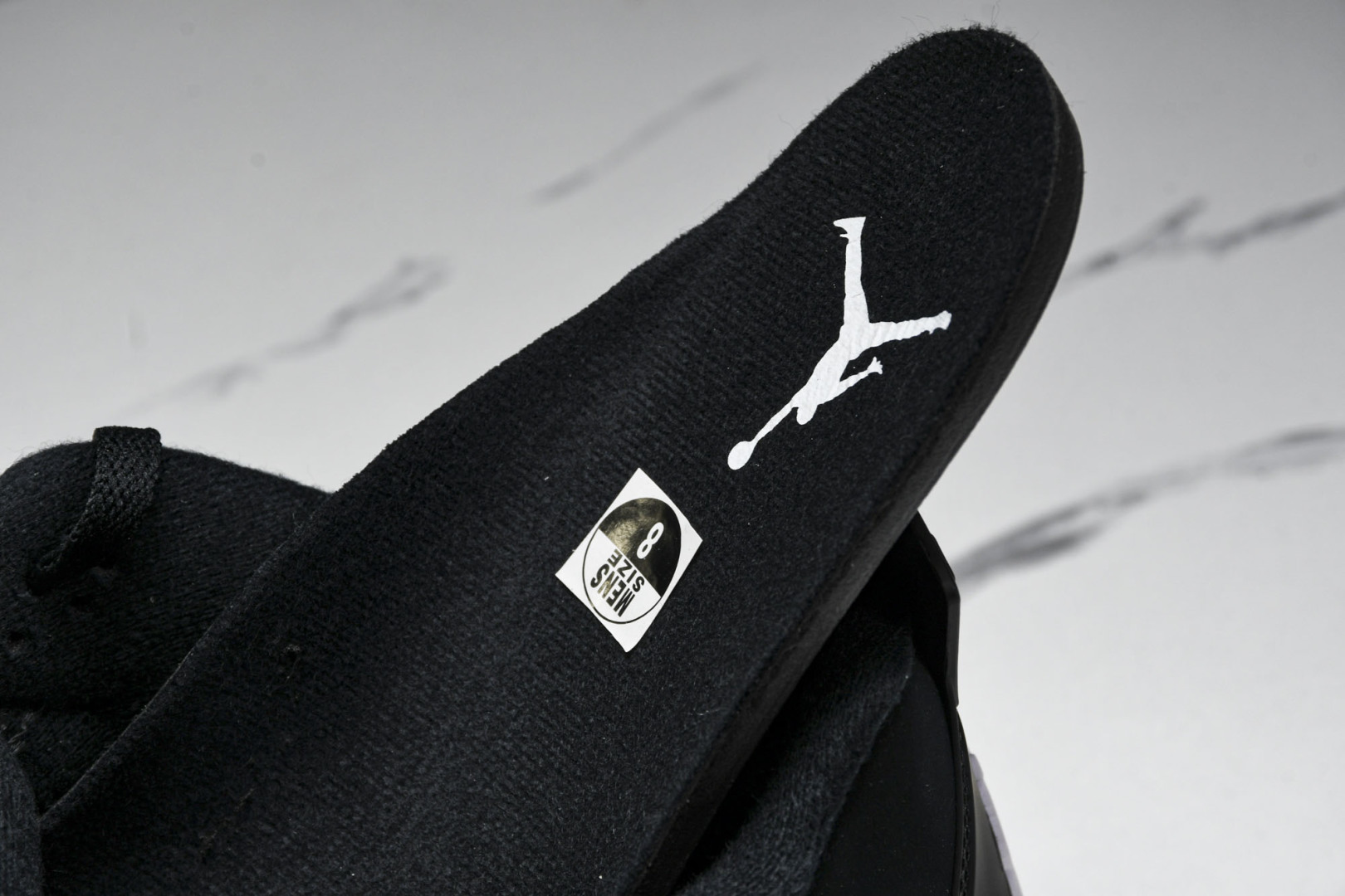 AJ4黑白 尺码40-48.5

纯原版出品-Air Jordan 4 Retro“White Thun