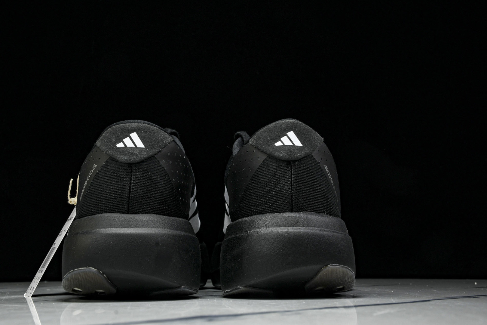 Adizero 尺码36-46

纯原版出品-Adizero EVO SL Black White 黑白