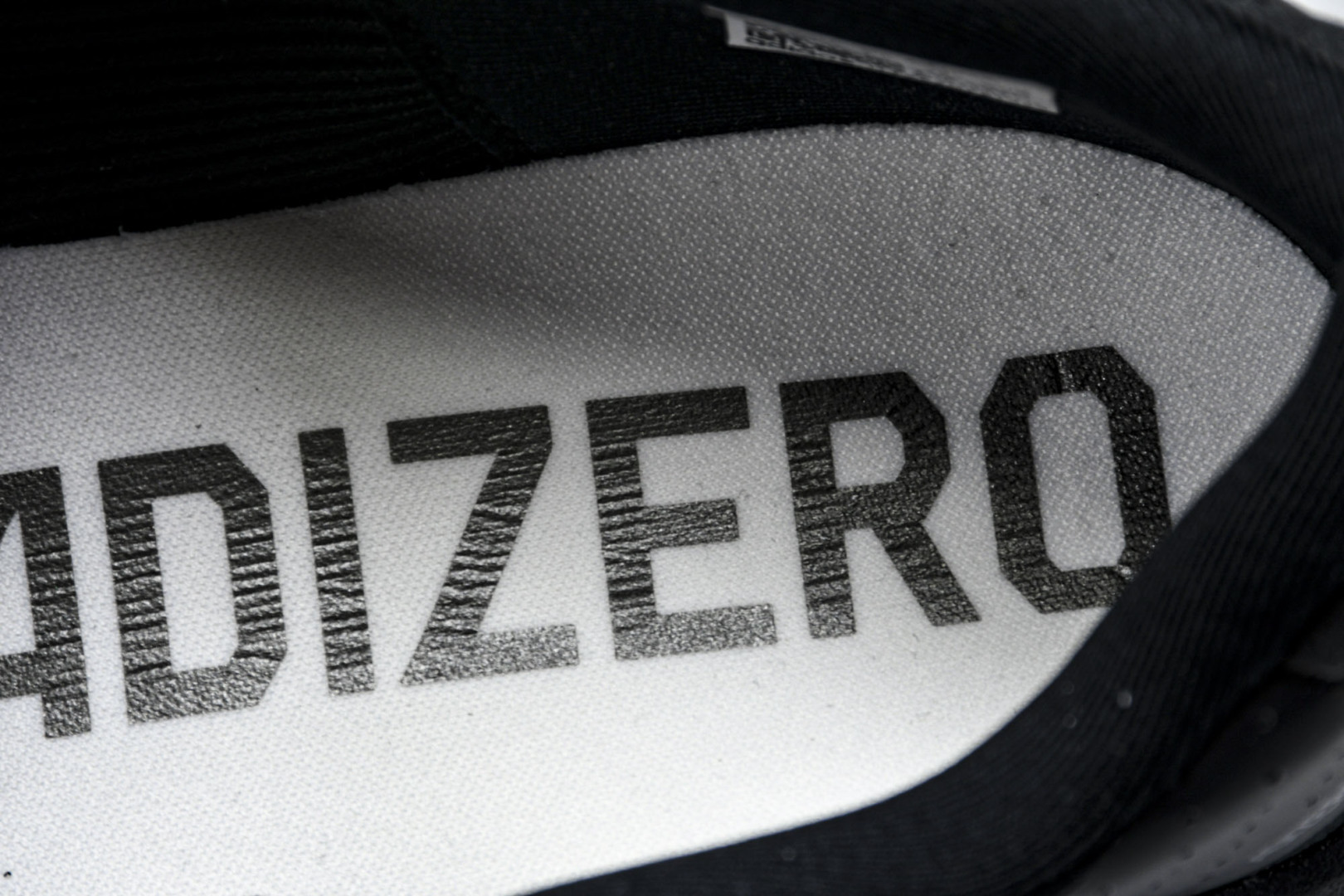 Adizero 尺码36-46

纯原版出品-Adizero EVO SL Grey Black 灰黑 
