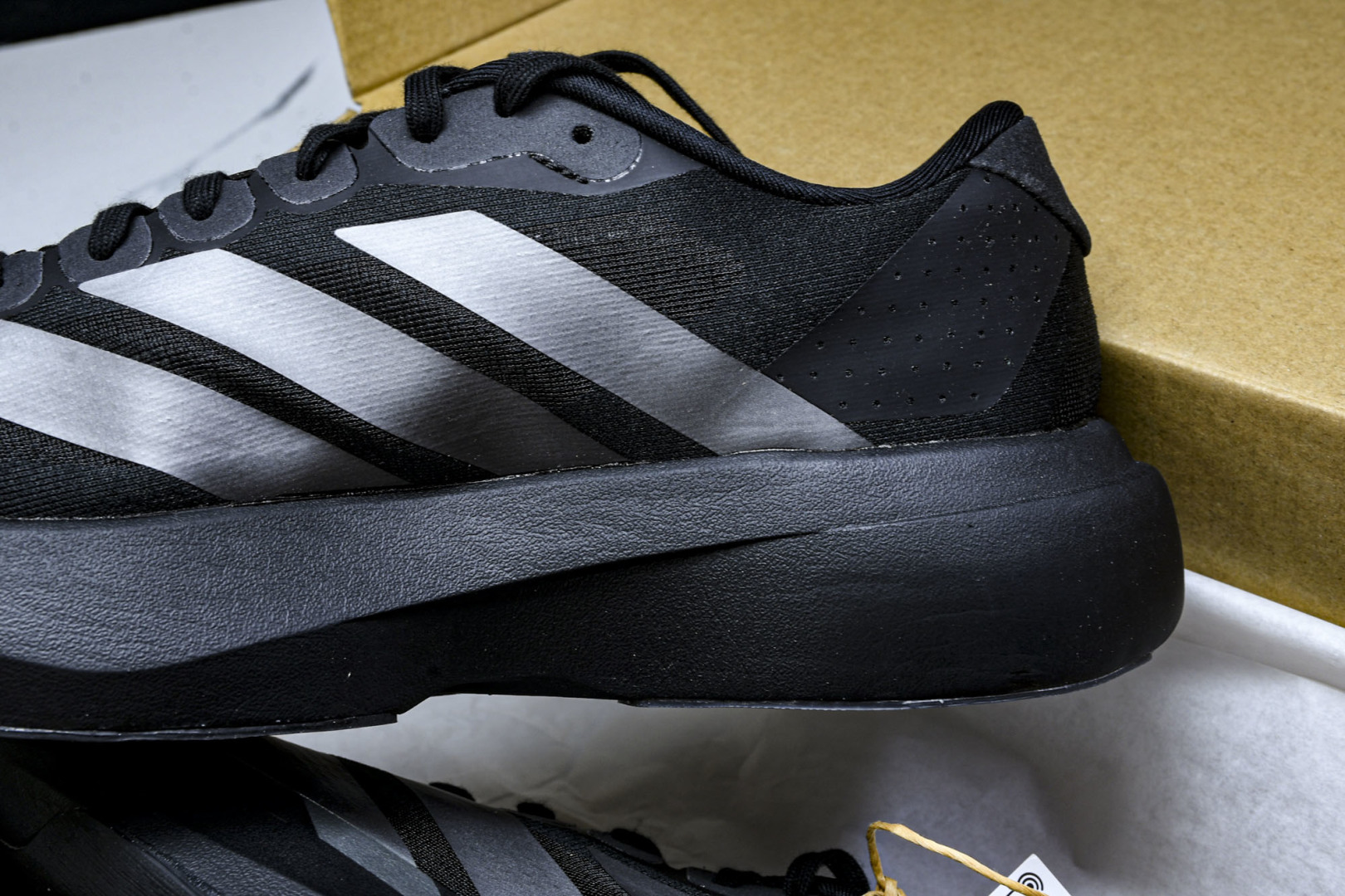 Adizero 尺码36-46

纯原版出品-Adizero EVO SL Grey Black 灰黑 