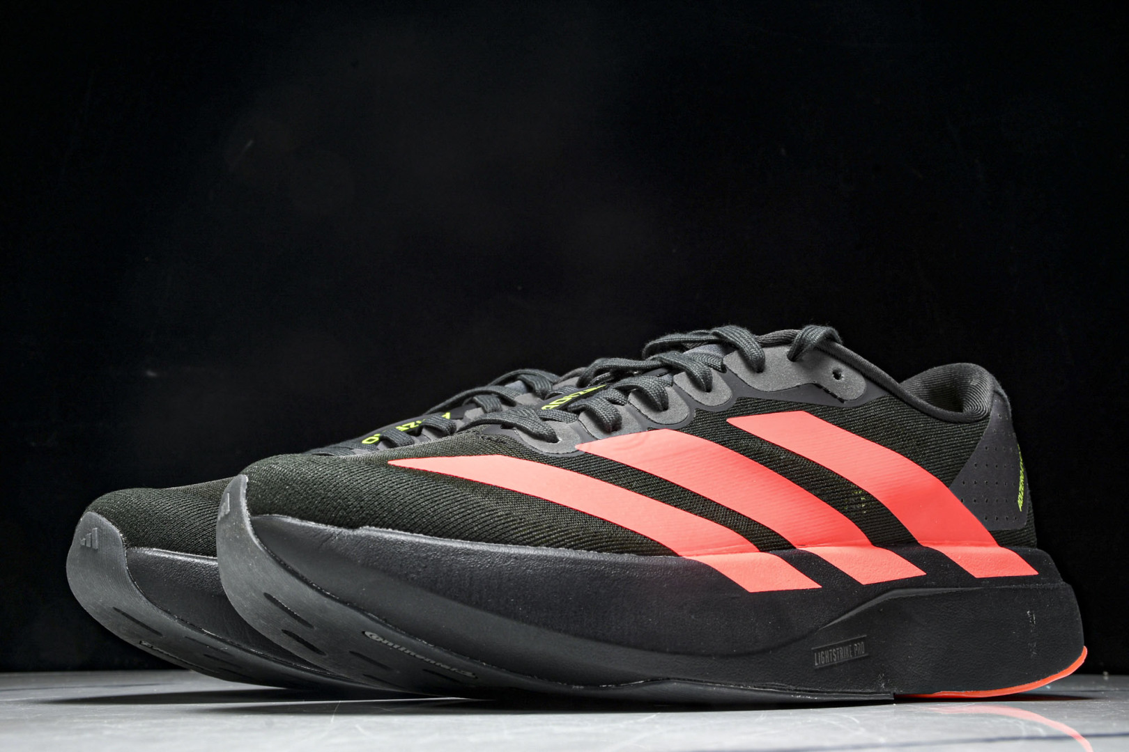 Adizero 尺码36-46

纯原版出品-Adizero Evo SL  阿迪超轻透气缓震跑鞋 JP