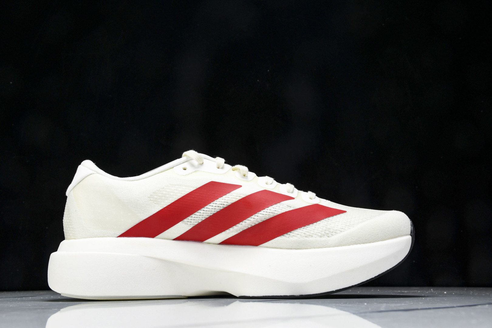 Adizero 尺码36-46

纯原版出品-Adizero Evo SL  阿迪超轻透气缓震跑鞋 JS