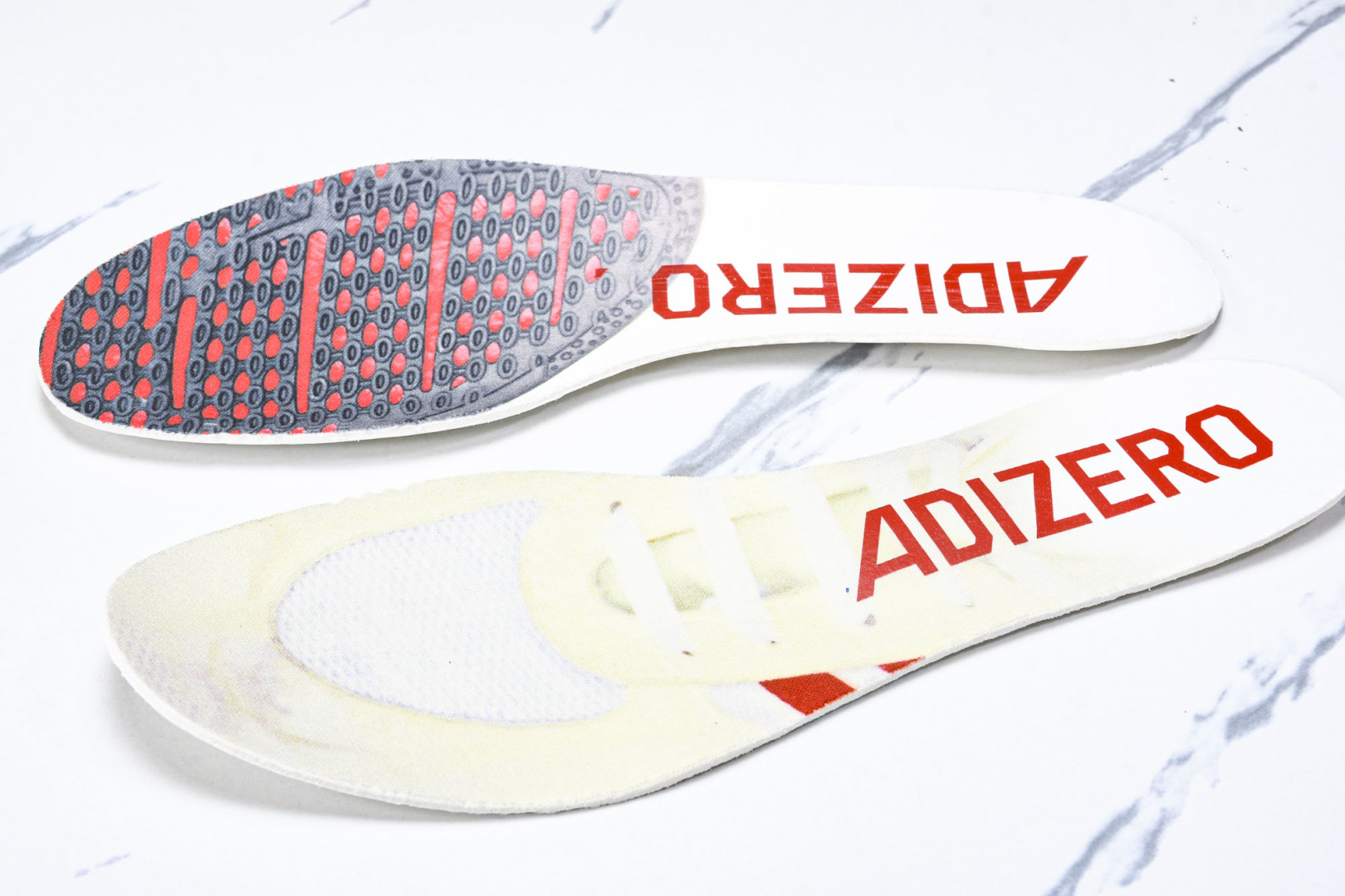 Adizero 尺码36-46

纯原版出品-Adizero Evo SL  阿迪超轻透气缓震跑鞋 JS