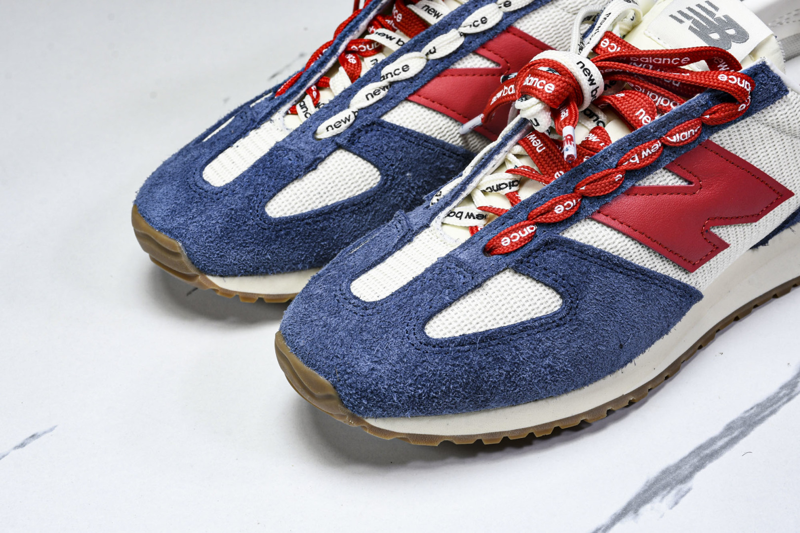 NB471 尺码36-47

纯原版出品-New Balance NB471系列织物牛剖层革生活休闲鞋 