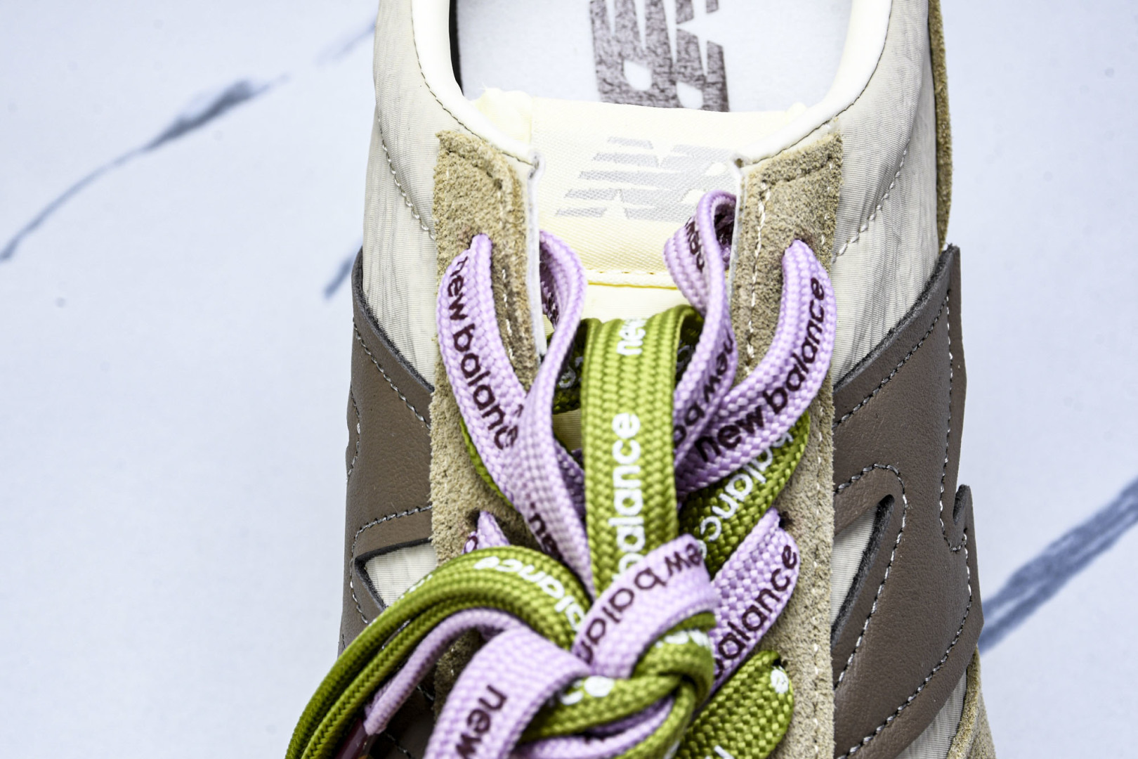 NB471 尺码36-47

纯原版出品-New Balance 471 Timberwolf Dusk