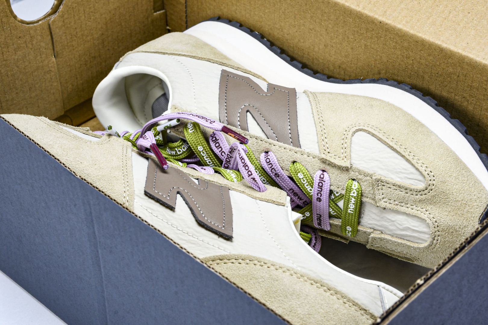 NB471 尺码36-47

纯原版出品-New Balance 471 Timberwolf Dusk