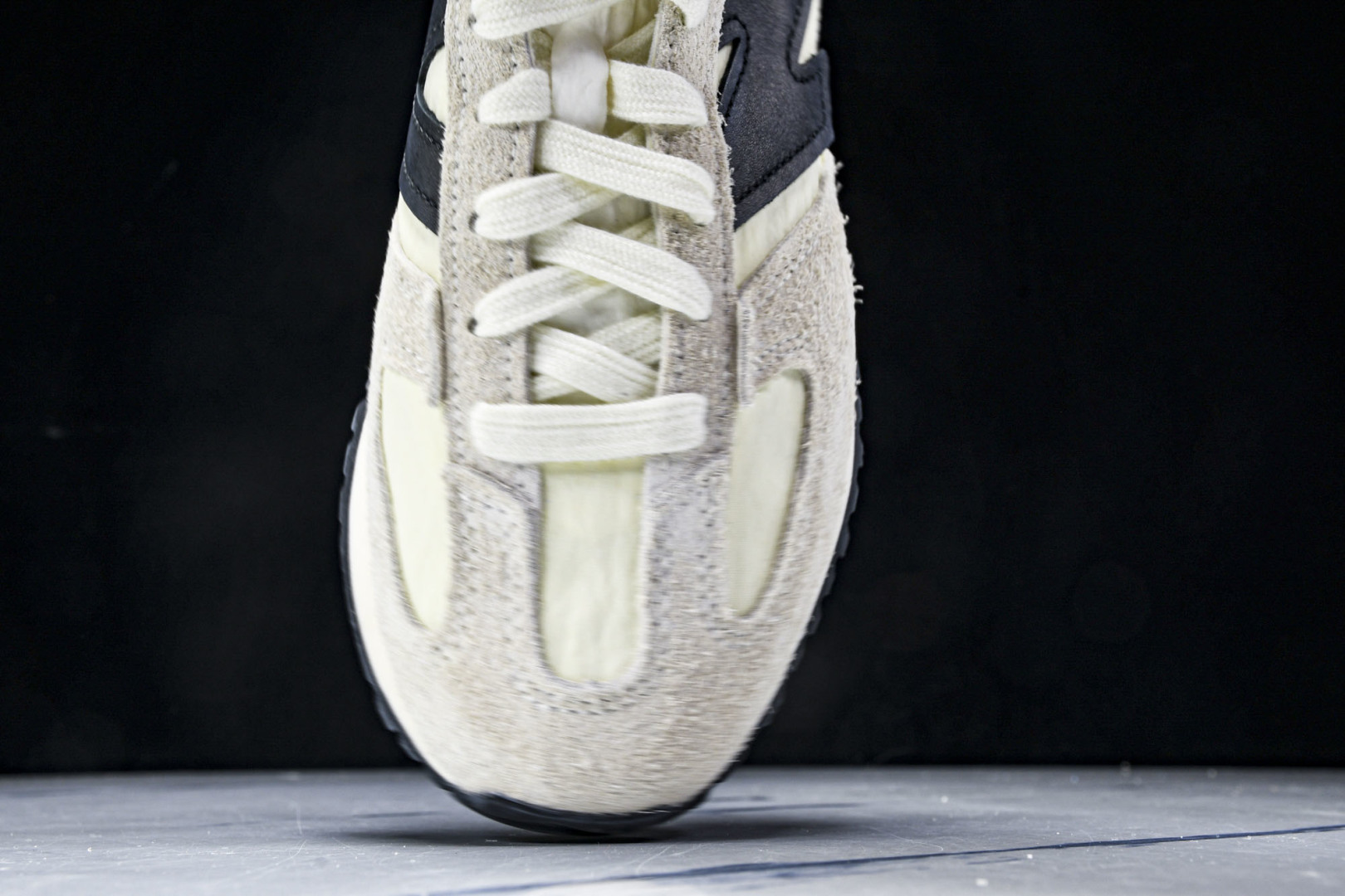 NB471 尺码36-47

纯原版出品-New Balance NB 471 New Balance 