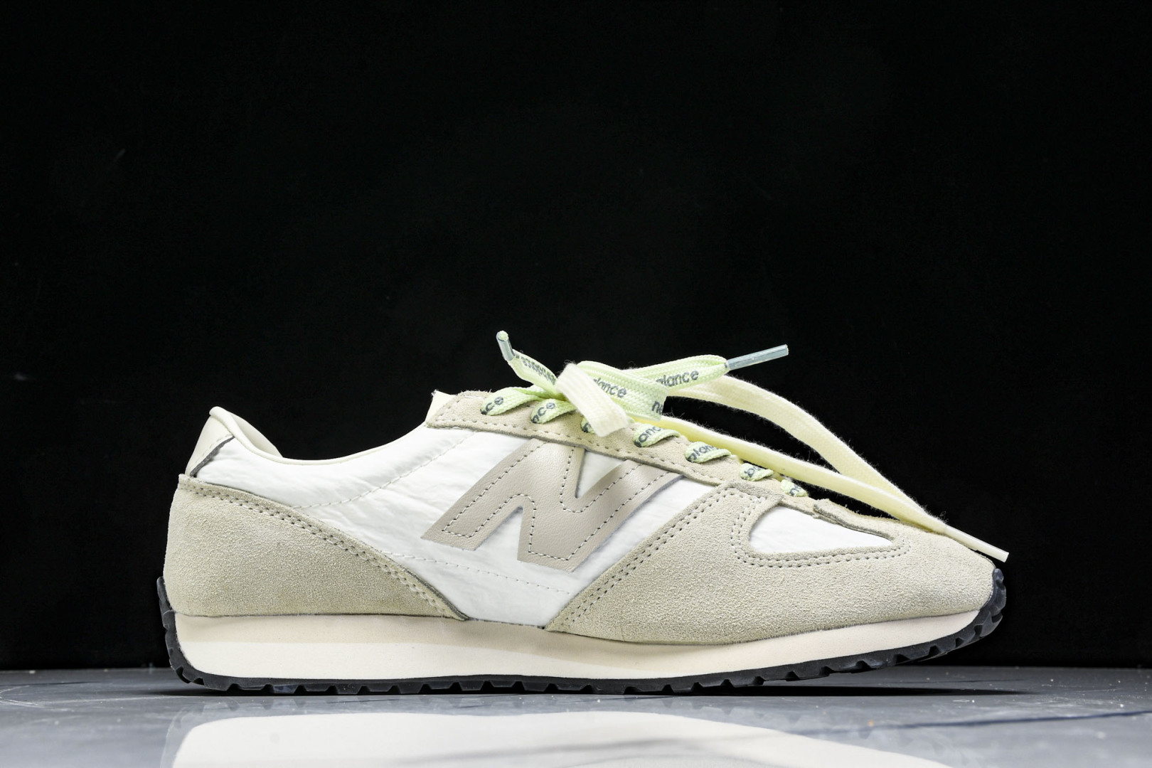 NB471 尺码36-47

纯原版出品-New Balance NB471系列织物牛剖层革生活休闲鞋 