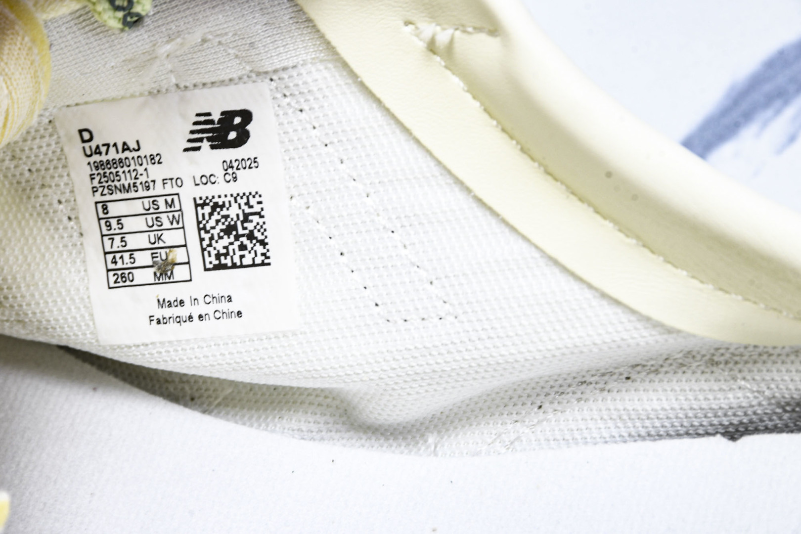 NB471 尺码36-47

纯原版出品-New Balance NB471系列织物牛剖层革生活休闲鞋 