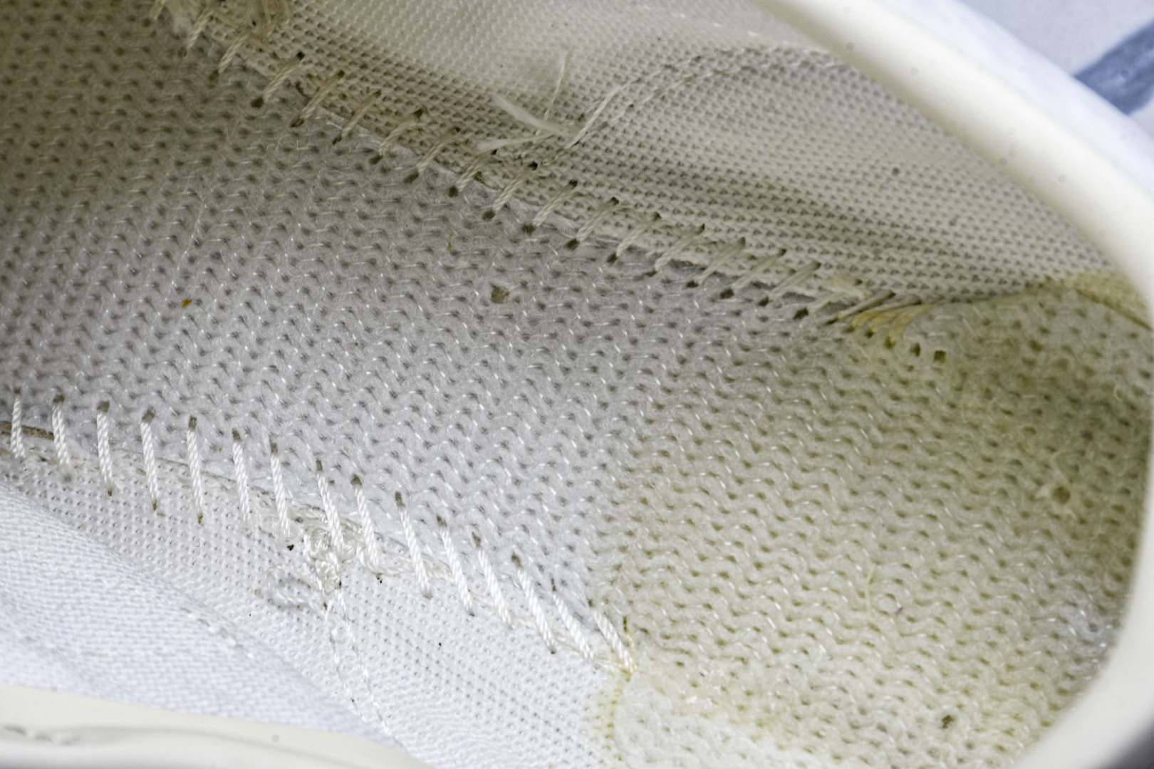 NB471 尺码36-47

纯原版出品-New Balance NB471系列织物牛剖层革生活休闲鞋 