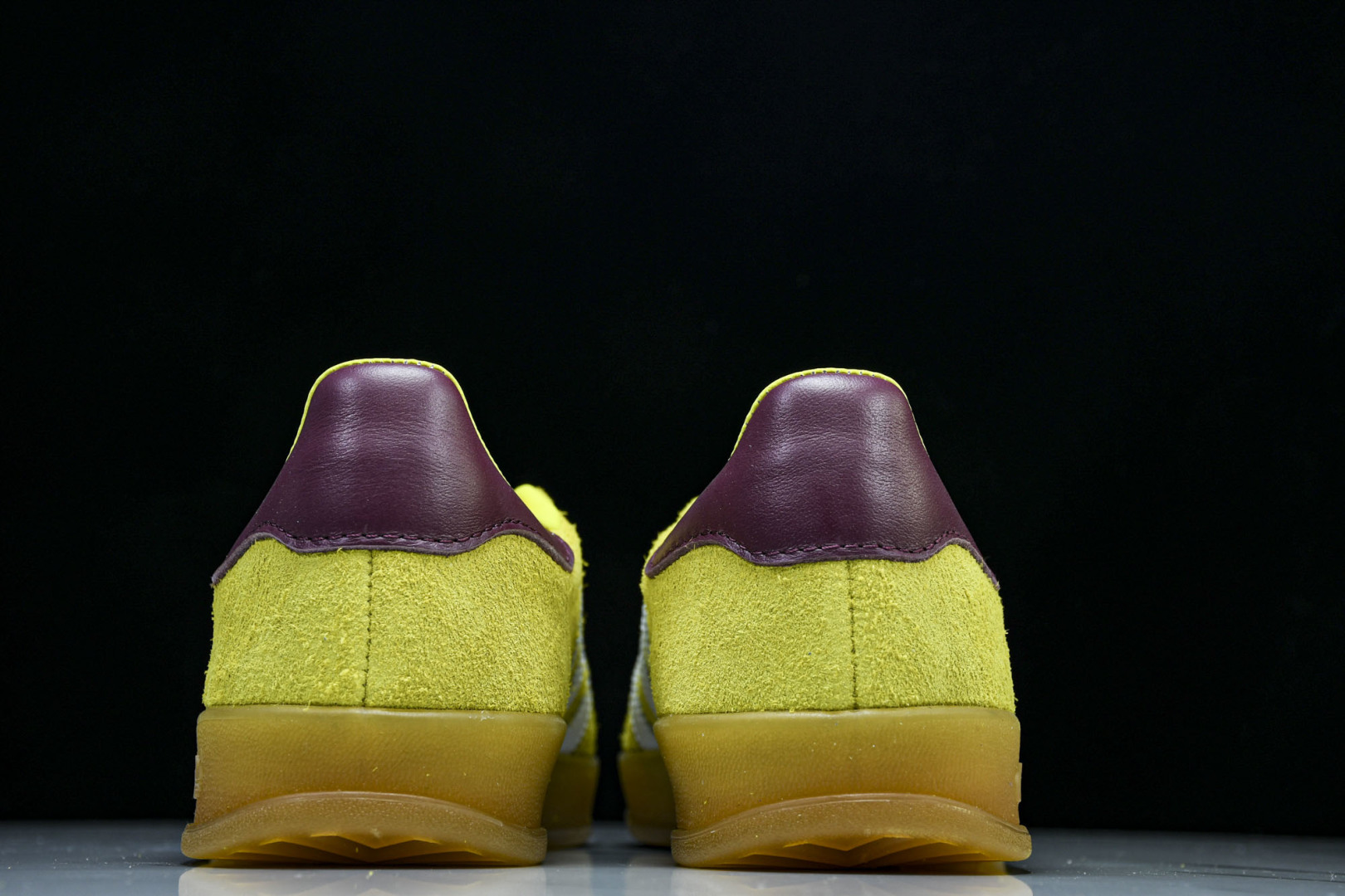 Originals 尺码36-47

纯原版出品-Gazelle Indoor Trainers 黄白 