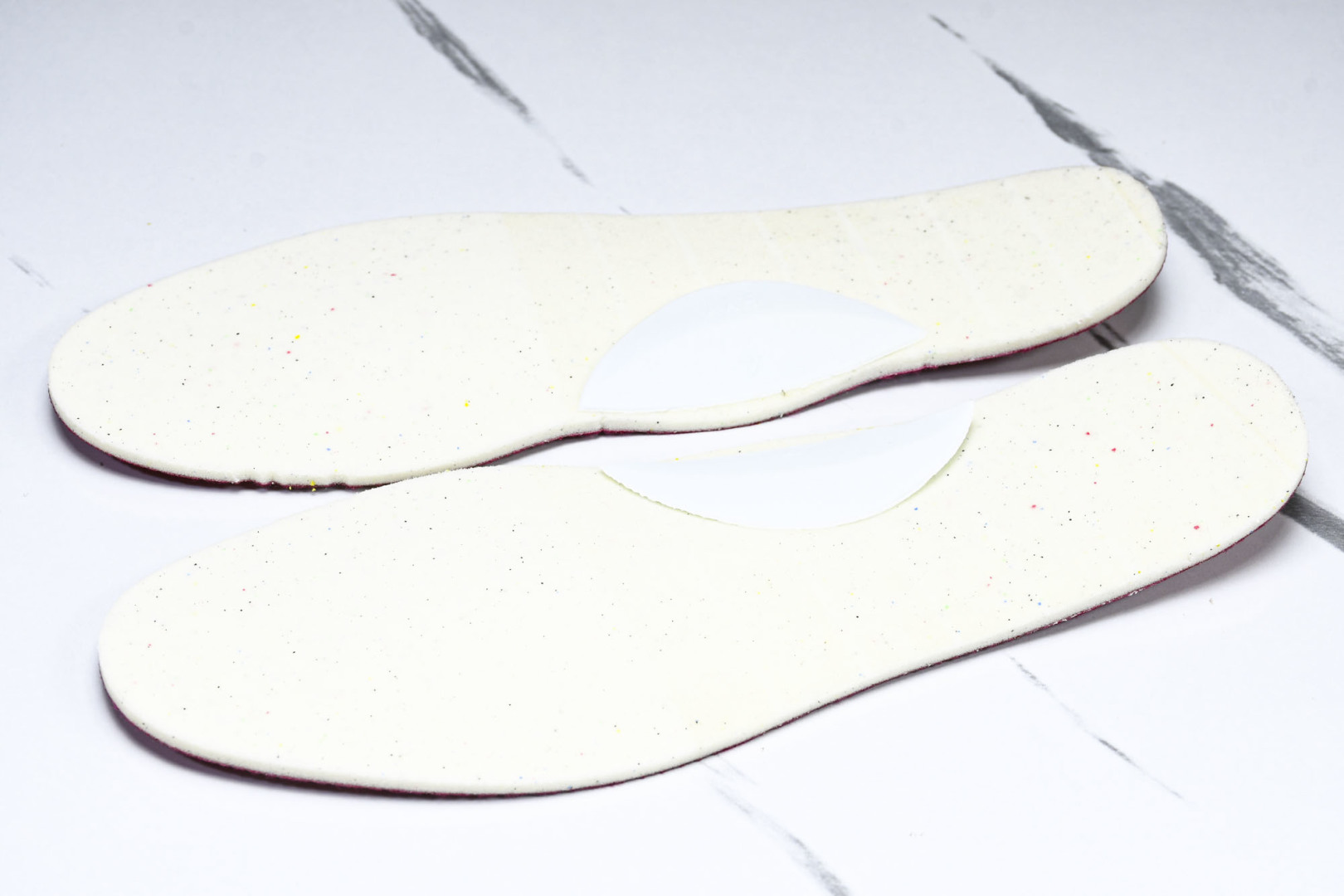 Originals 尺码36-47

纯原版出品-Gazelle Indoor Trainers 黄白 