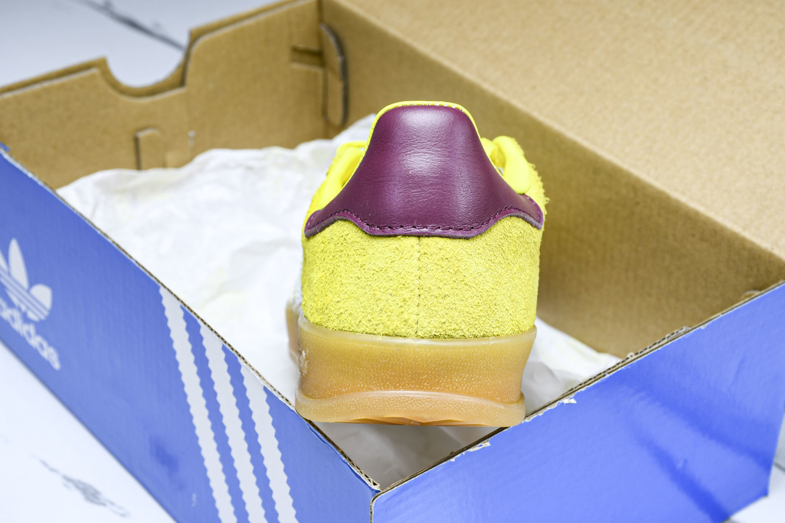 Originals 尺码36-47

纯原版出品-Gazelle Indoor Trainers 黄白 