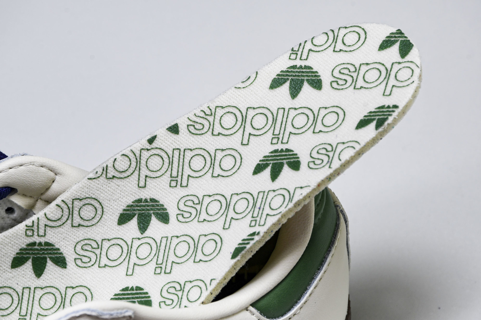 Originals 尺码36-45

纯原版出品-Originals Samba OG  三叶草桑巴德训
