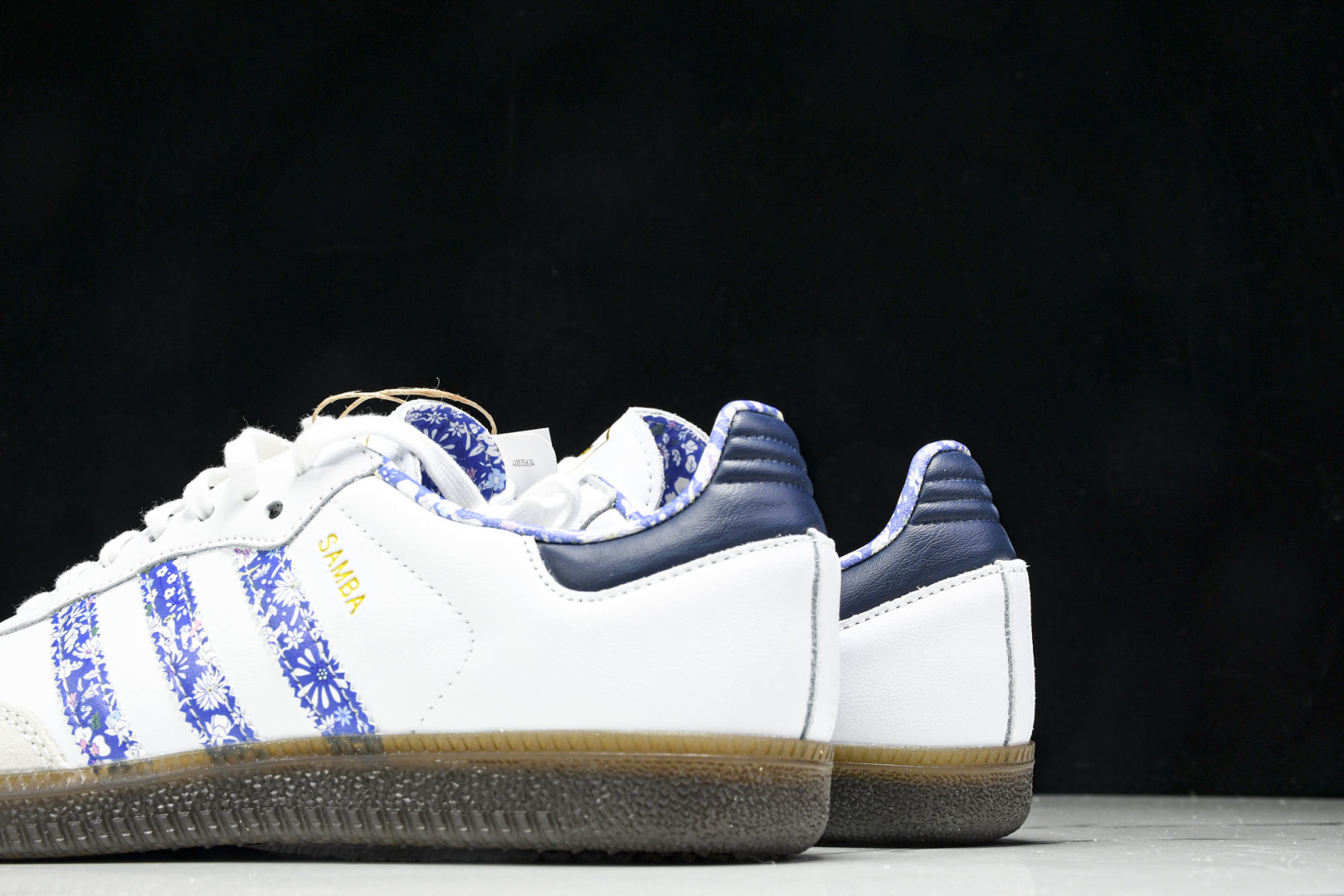 Originals 尺码36-40

纯原版出品-Samba Liberty LDN 阿迪三叶草休闲板鞋