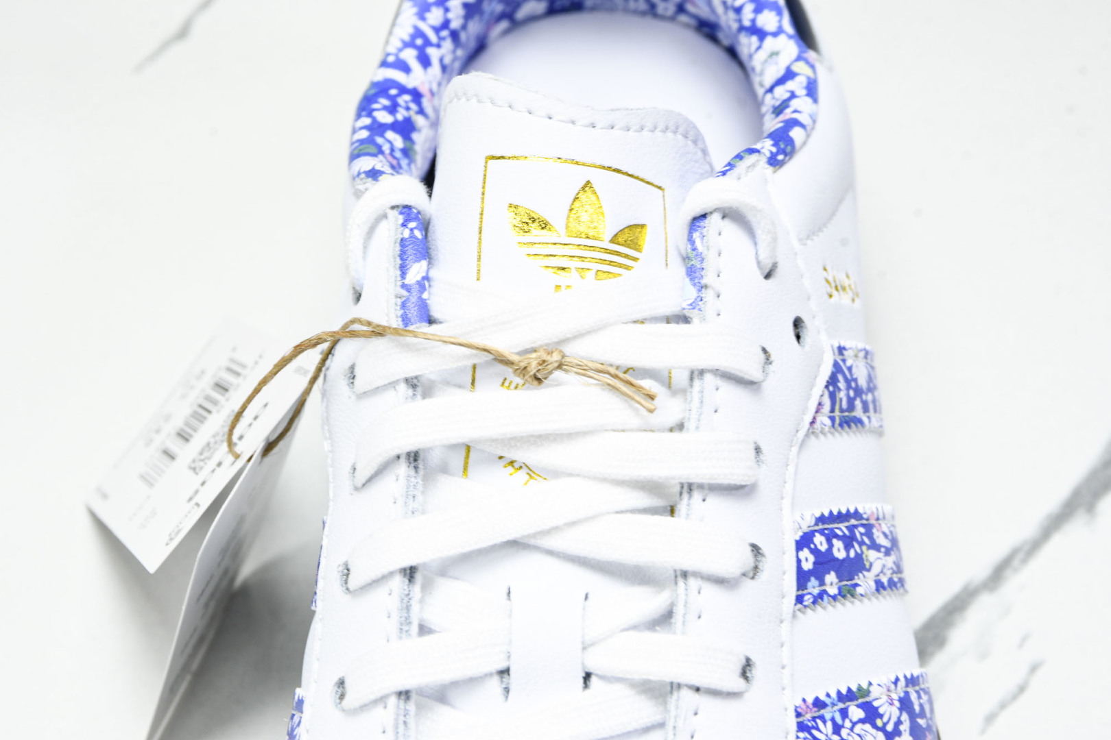 Originals 尺码36-40

纯原版出品-Samba Liberty LDN 阿迪三叶草休闲板鞋