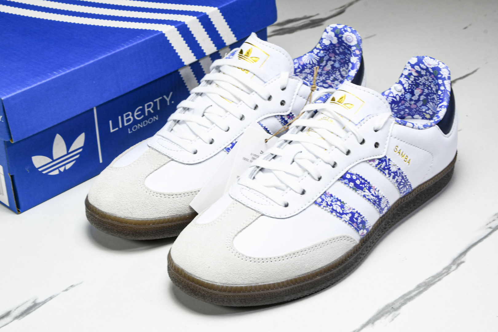 Originals 尺码36-40

纯原版出品-Samba Liberty LDN 阿迪三叶草休闲板鞋