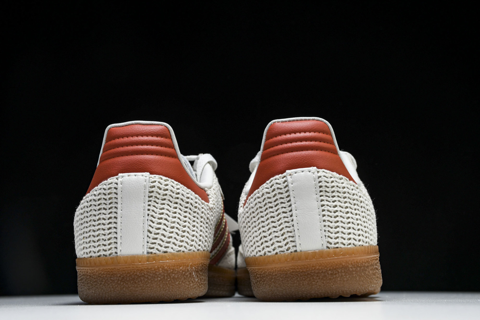 Originals 尺码36-45

纯原版出品-Samba OG 阿迪三叶草休闲板鞋 IG1380 Y