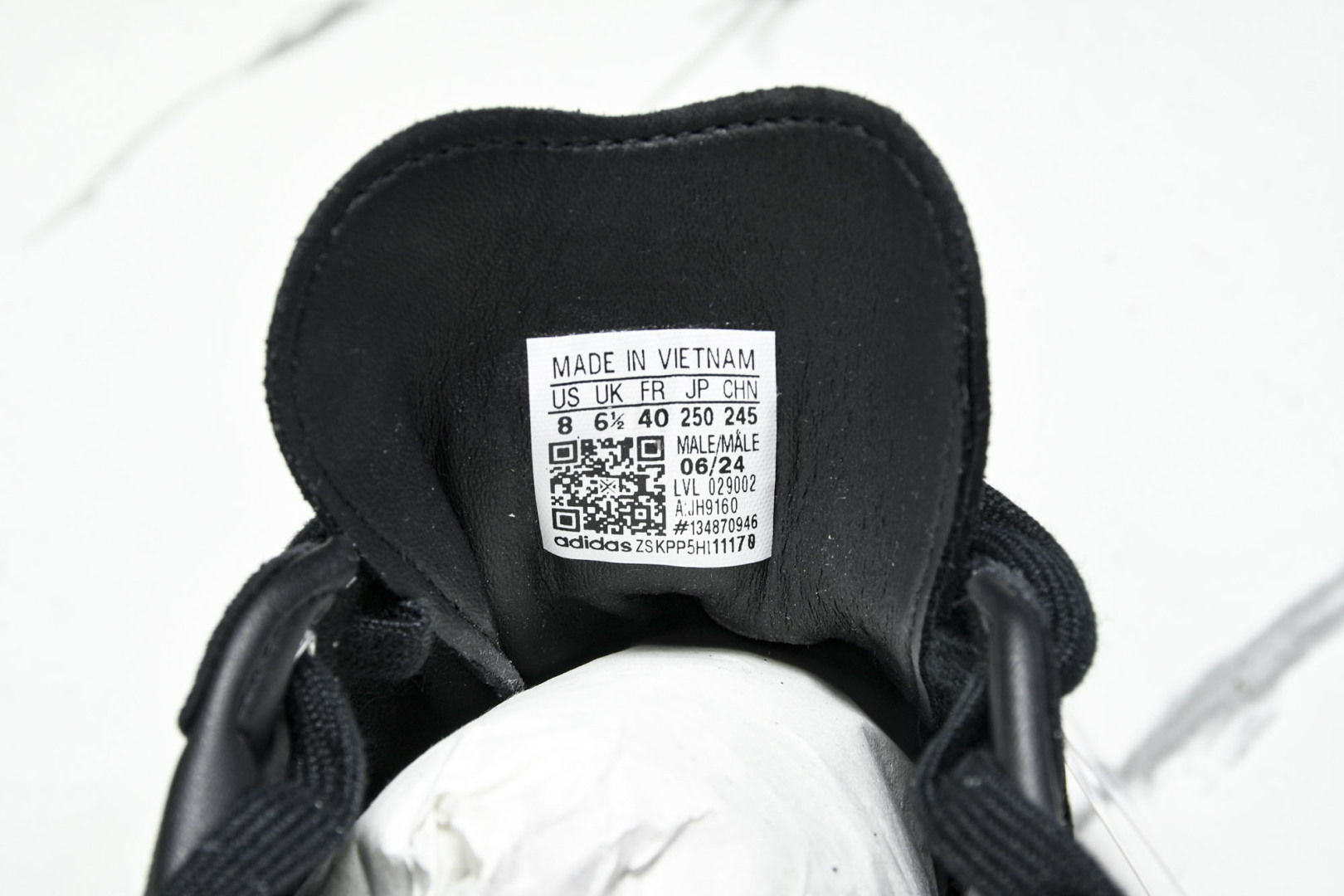 Originals 尺码36-40

纯原版出品-Samba OG 阿迪三叶草休闲板鞋 JH9160 Y