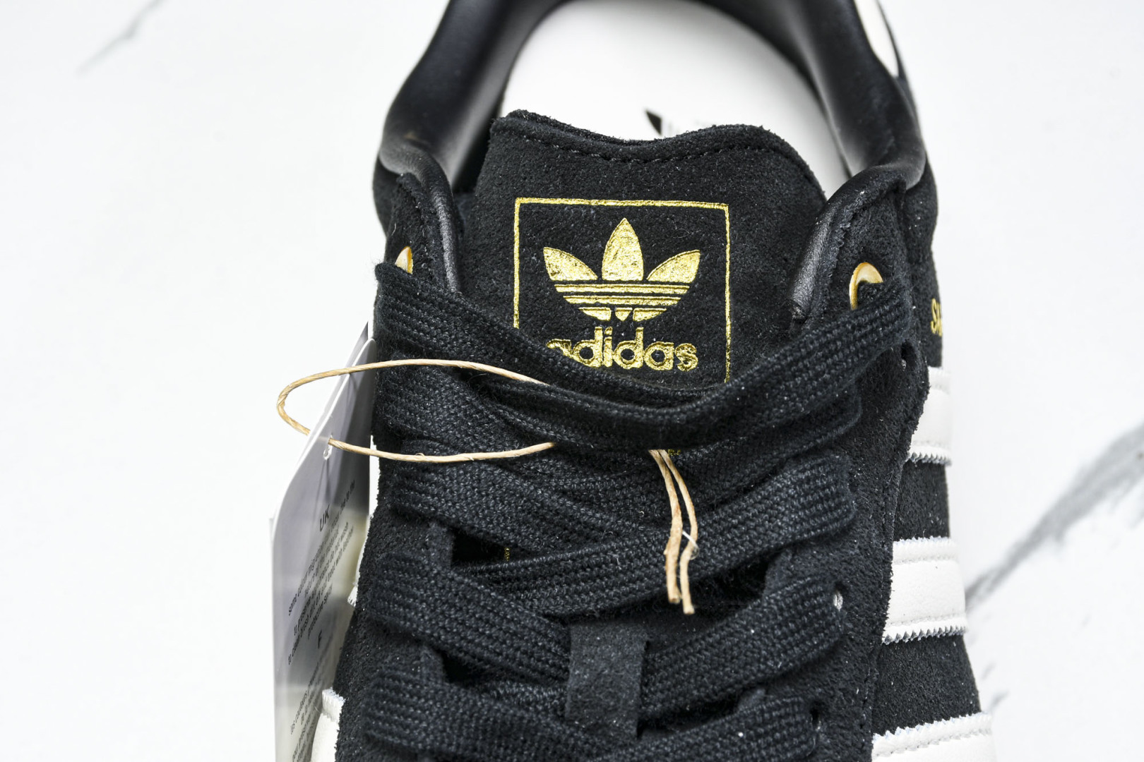 Originals 尺码36-40

纯原版出品-Samba OG 阿迪三叶草休闲板鞋 JH9160 Y