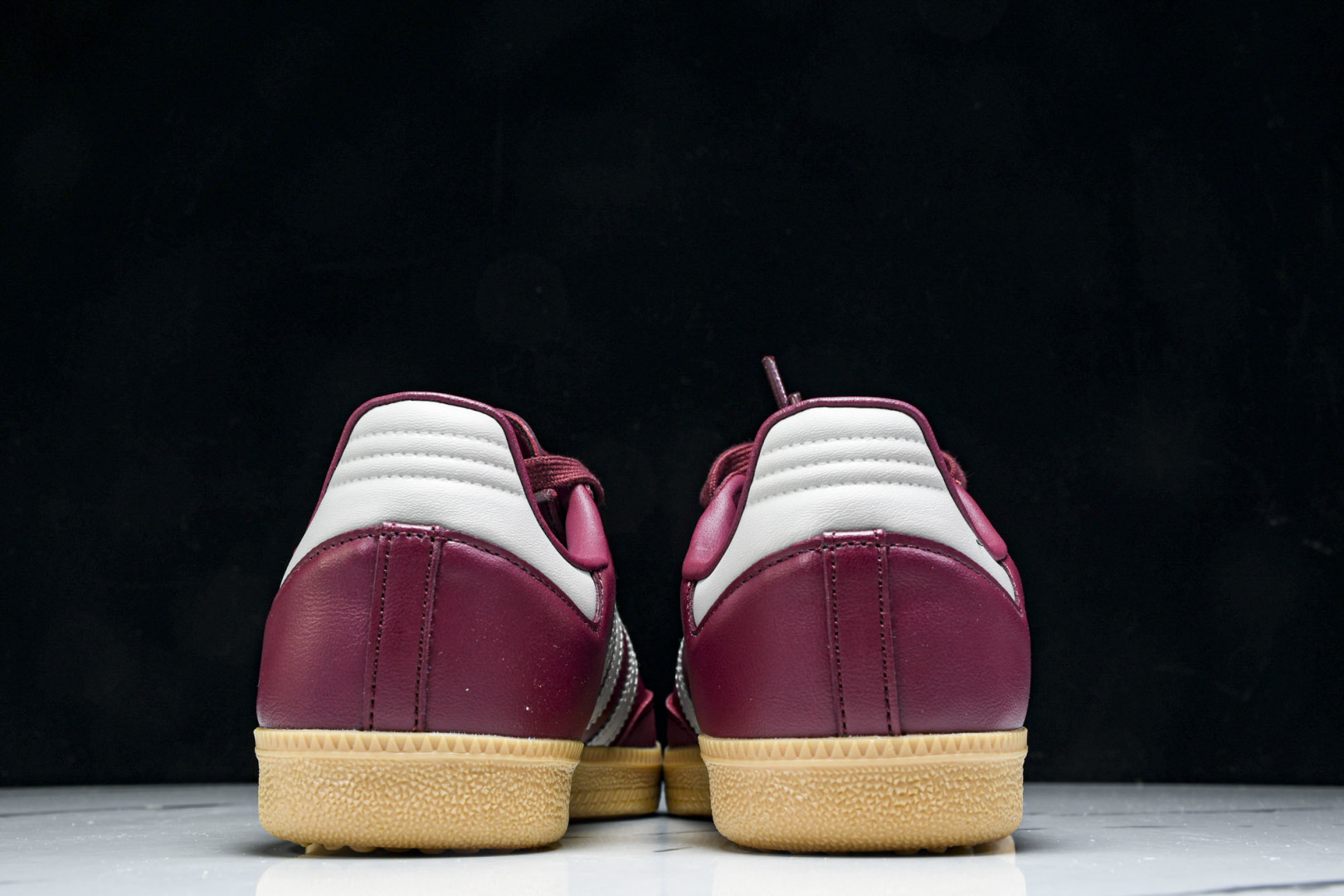 Originals 尺码36-40

纯原版出品-Samba OG W  阿迪三叶草休闲板鞋 JH870