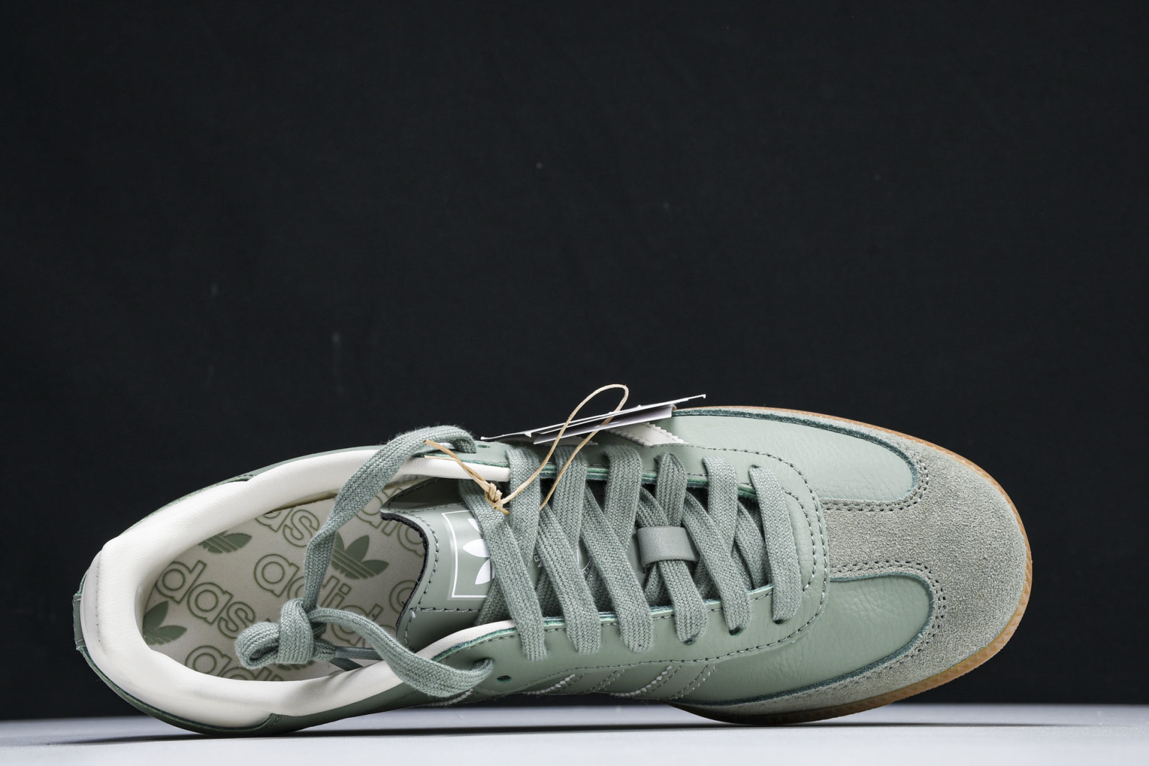Originals 尺码36-45

纯原版出品-Samba OG 阿迪三叶草休闲板鞋 银灰绿白 IE7
