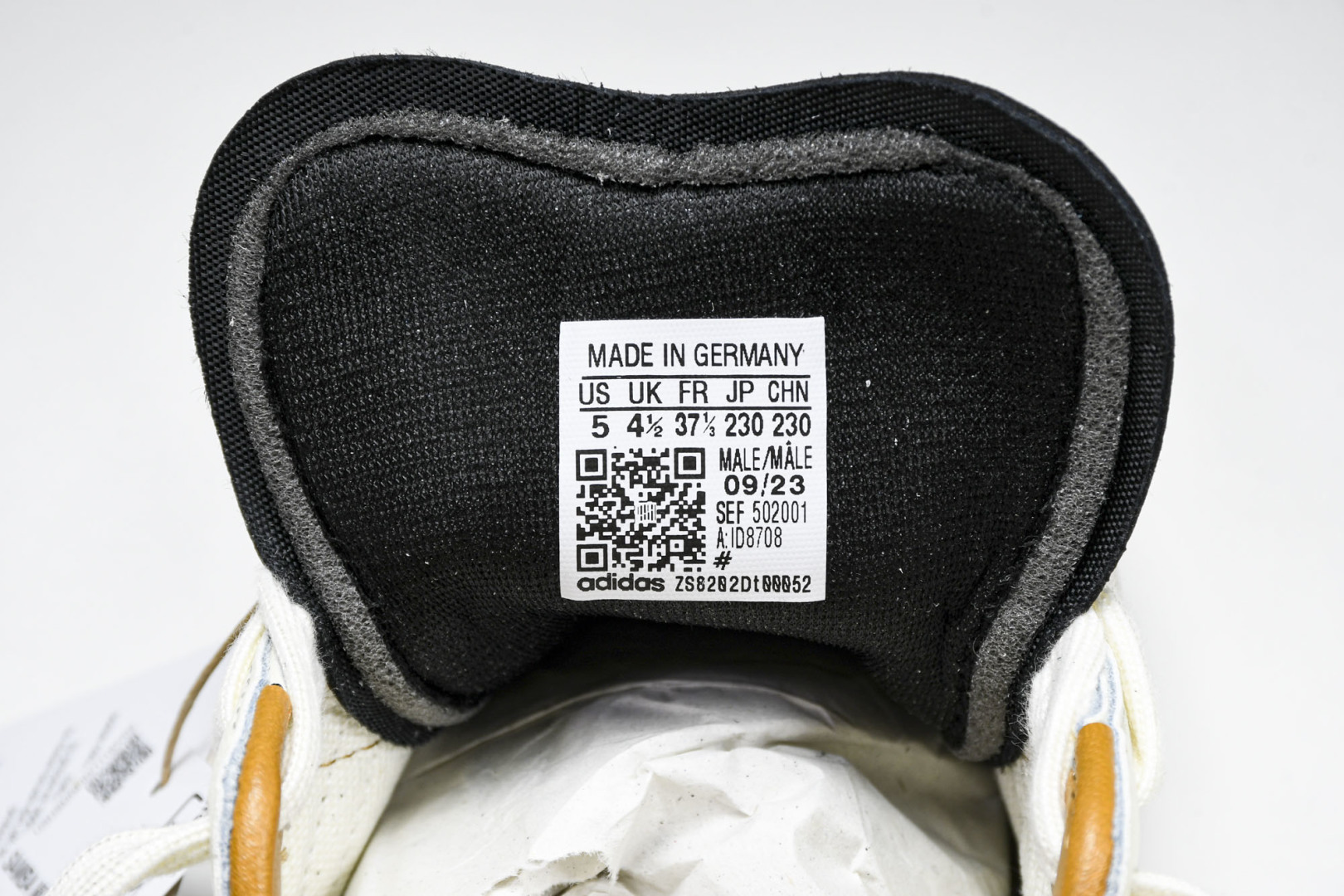 Originals 尺码36-45

纯原版出品-JJJJound x Ad Samba OG 极简高奢