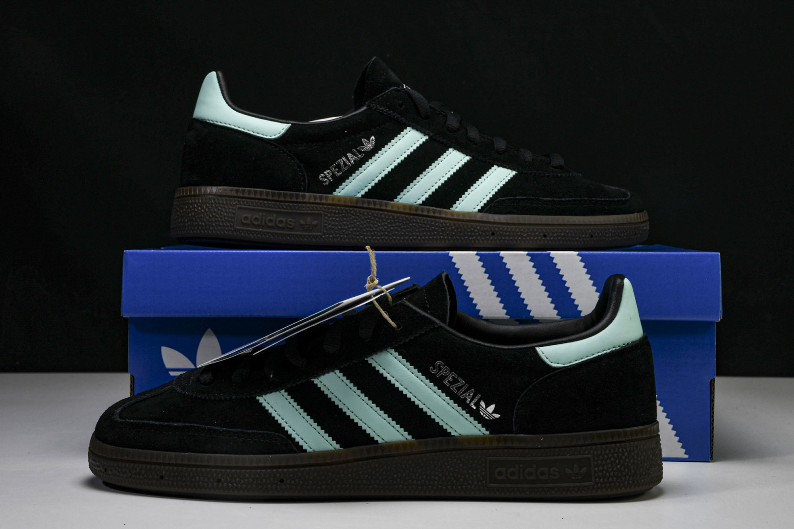 Originals 尺码36-45

纯原版出品-Originals Handball Spzl 深蓝 