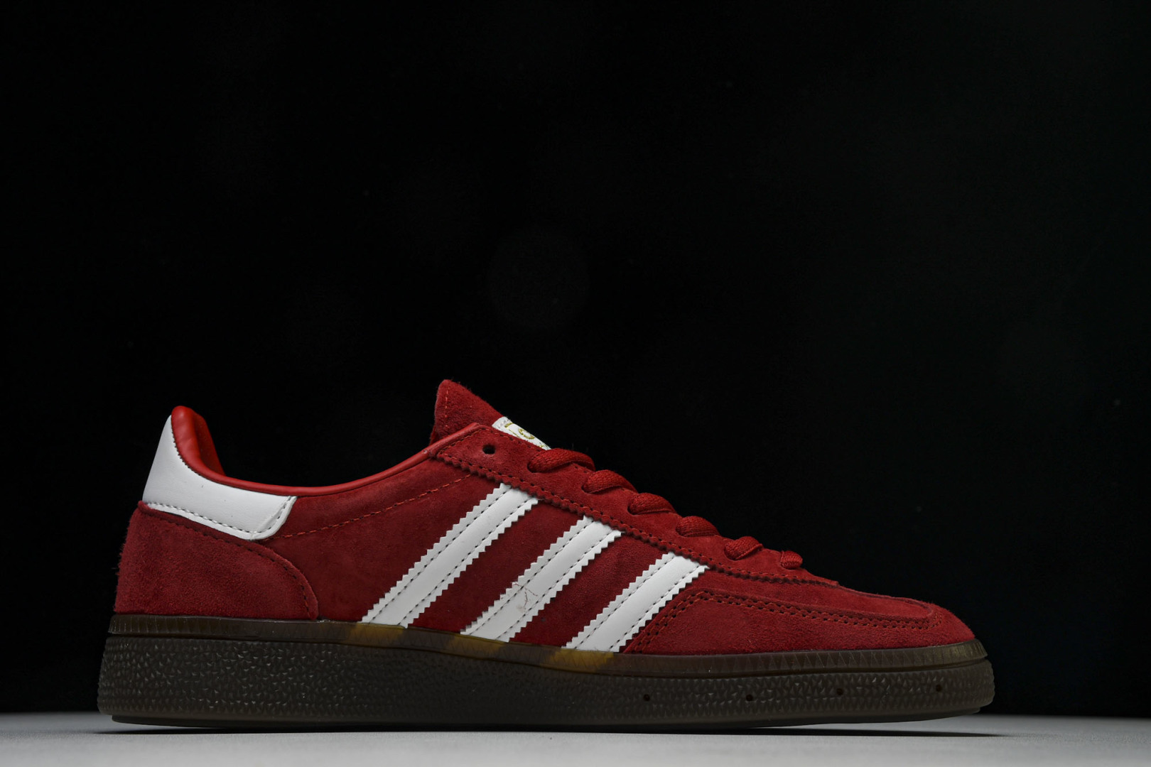Originals 尺码36-45

纯原版出品-Handball Spezial  阿迪达斯经典款复古