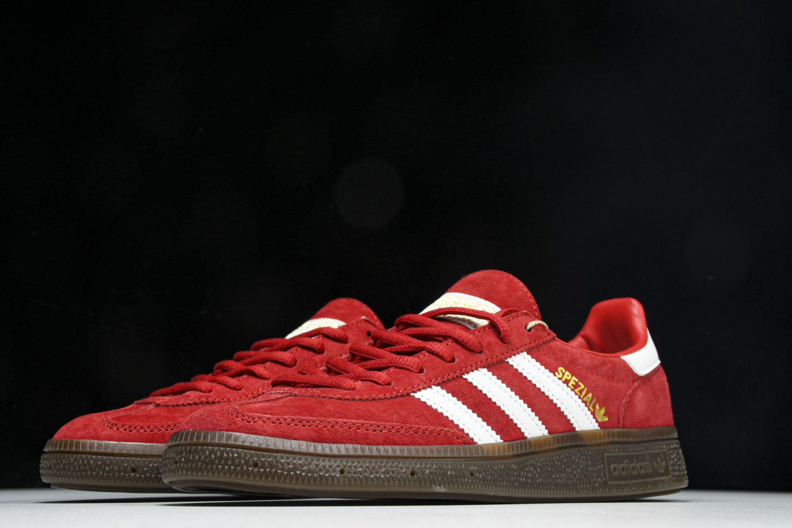 Originals 尺码36-45

纯原版出品-Handball Spezial  阿迪达斯经典款复古