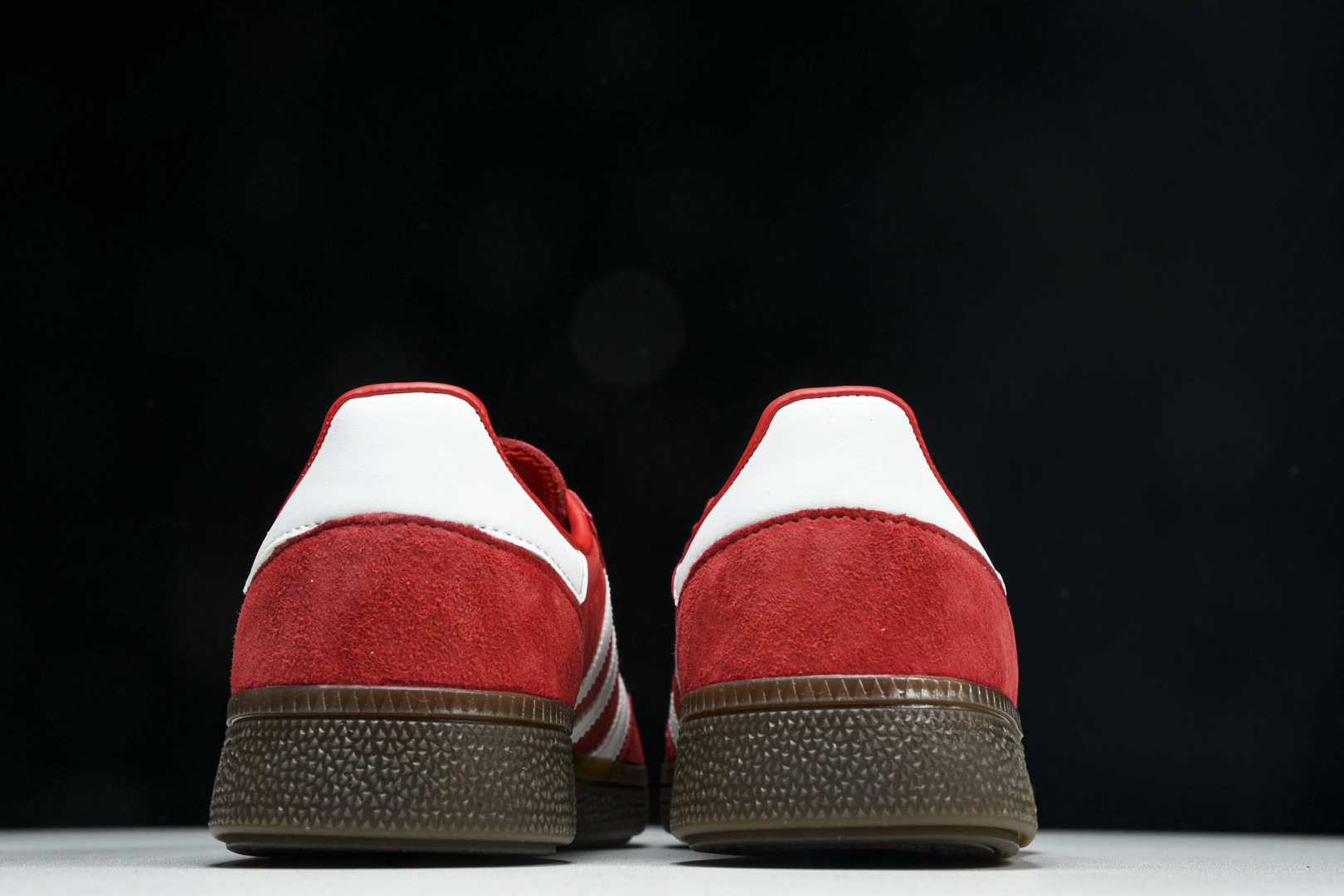 Originals 尺码36-45

纯原版出品-Handball Spezial  阿迪达斯经典款复古