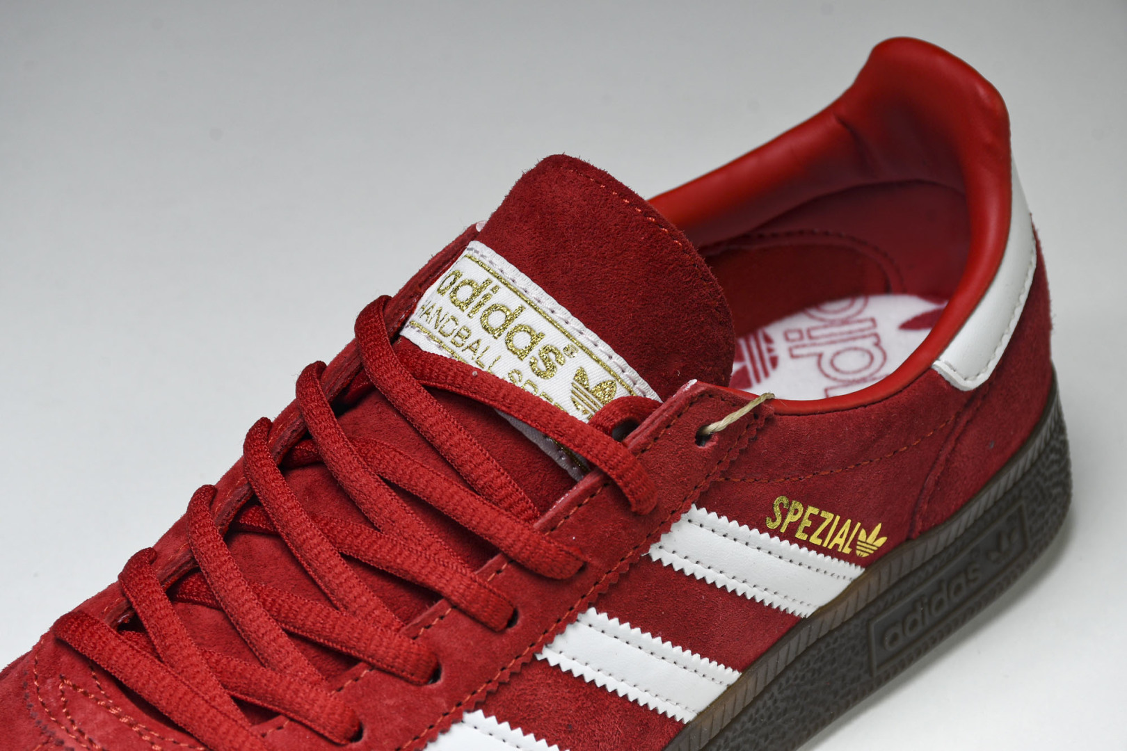 Originals 尺码36-45

纯原版出品-Handball Spezial  阿迪达斯经典款复古