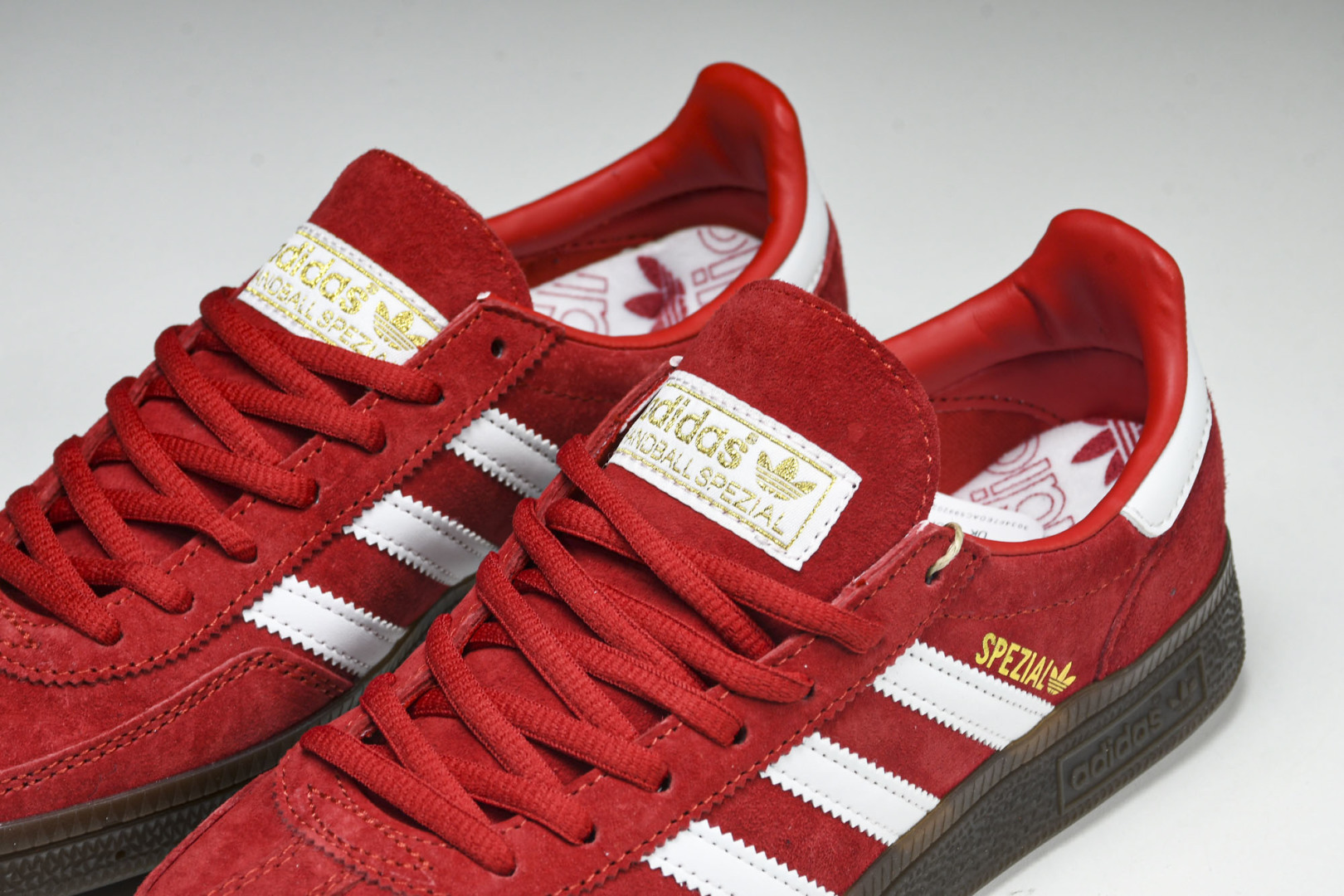 Originals 尺码36-45

纯原版出品-Handball Spezial  阿迪达斯经典款复古