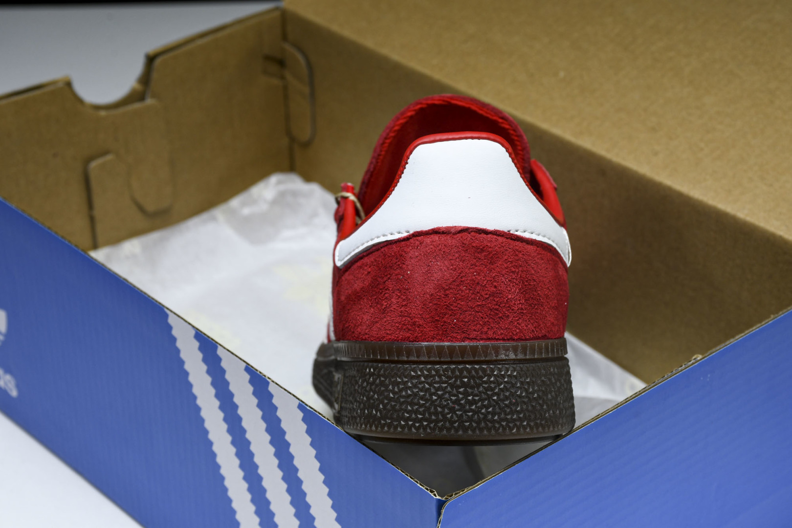 Originals 尺码36-45

纯原版出品-Handball Spezial  阿迪达斯经典款复古