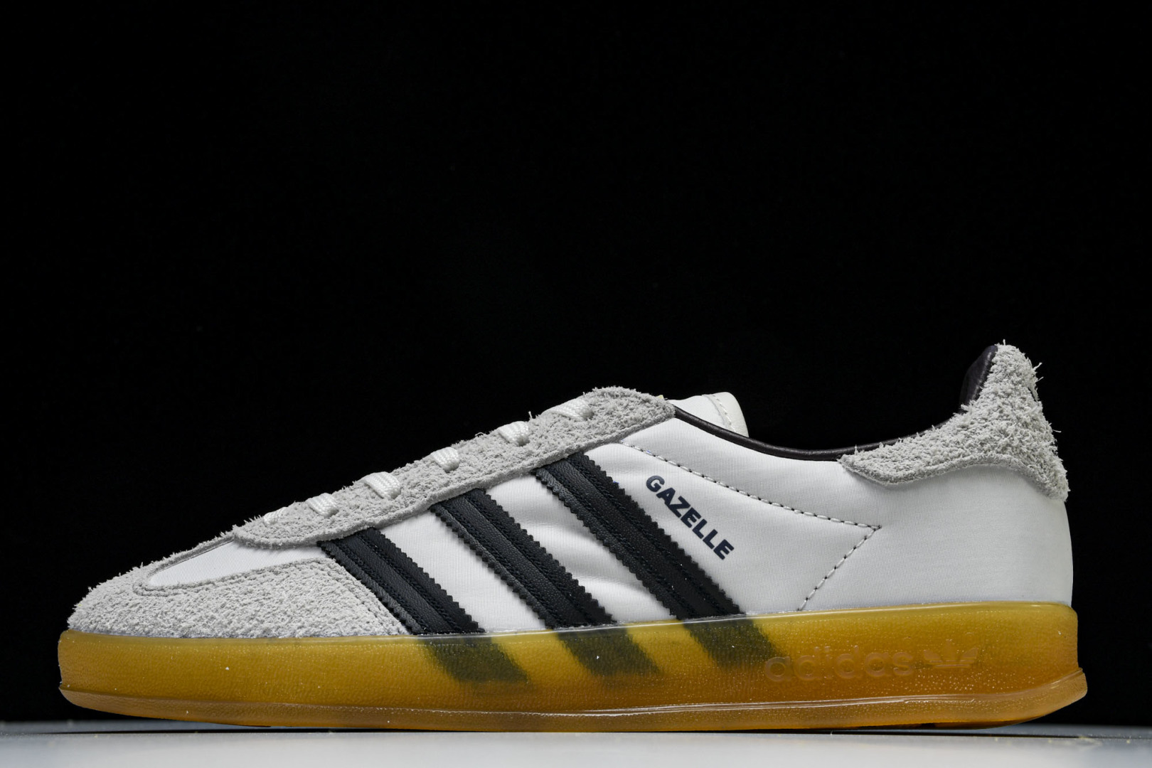Originals 尺码36-45

纯原版出品-Originals Gazelle Indoor  三