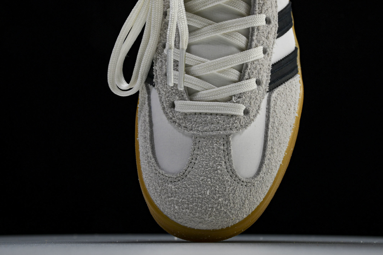 Originals 尺码36-45

纯原版出品-Originals Gazelle Indoor  三
