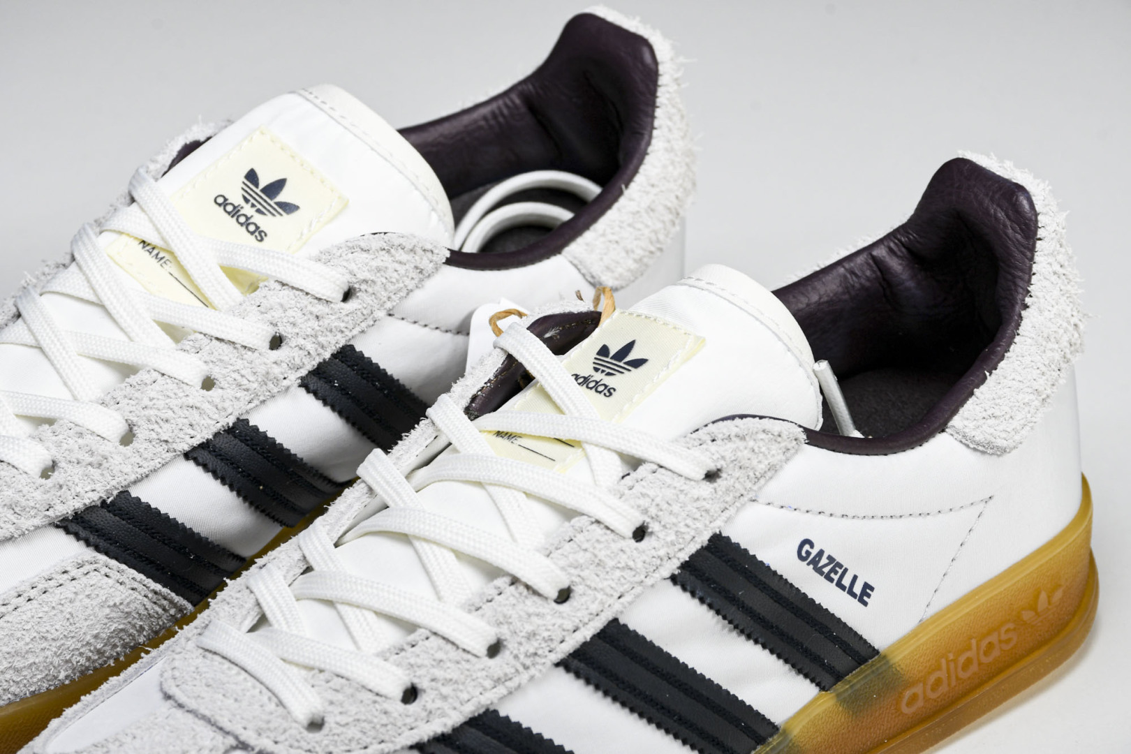 Originals 尺码36-45

纯原版出品-Originals Gazelle Indoor  三