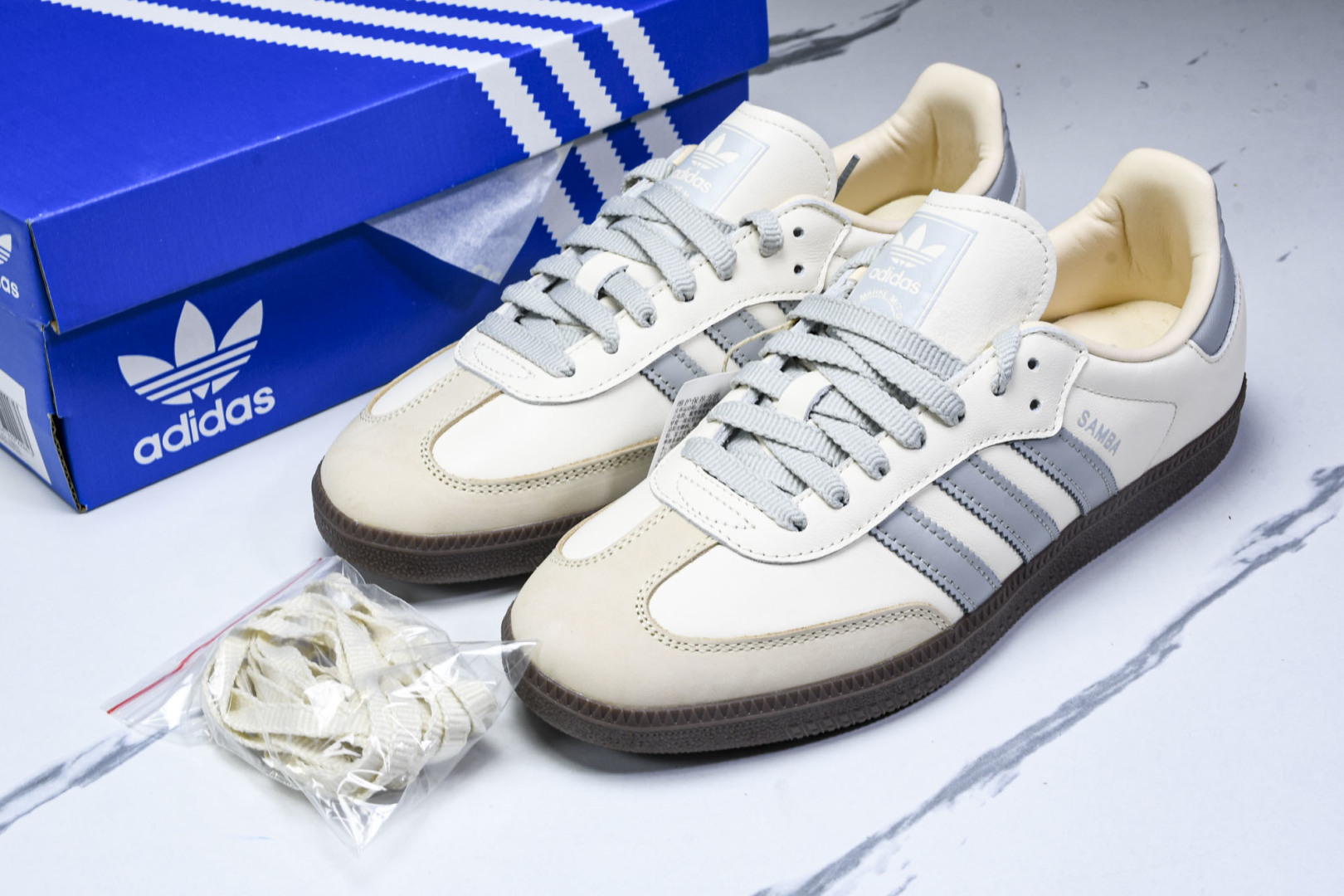 Originals 尺码36-45

纯原版出品-Samba OG 阿迪三叶草休闲板鞋  JH7299 