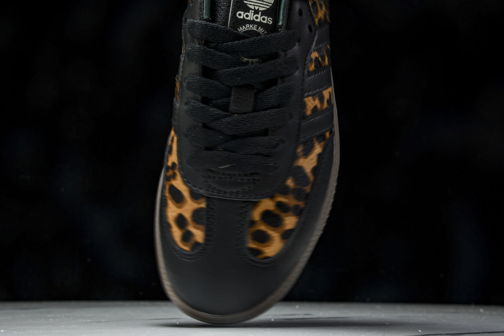 Originals 尺码36-45

纯原版出品-Samba OG 阿迪三叶草休闲板鞋 JI2735 Y