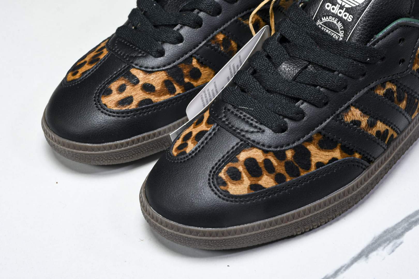 Originals 尺码36-45

纯原版出品-Samba OG 阿迪三叶草休闲板鞋 JI2735 Y