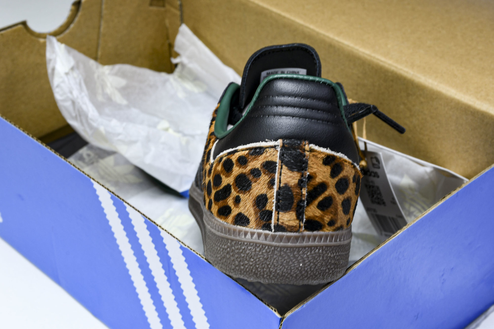 Originals 尺码36-45

纯原版出品-Samba OG 阿迪三叶草休闲板鞋 JI2735 Y