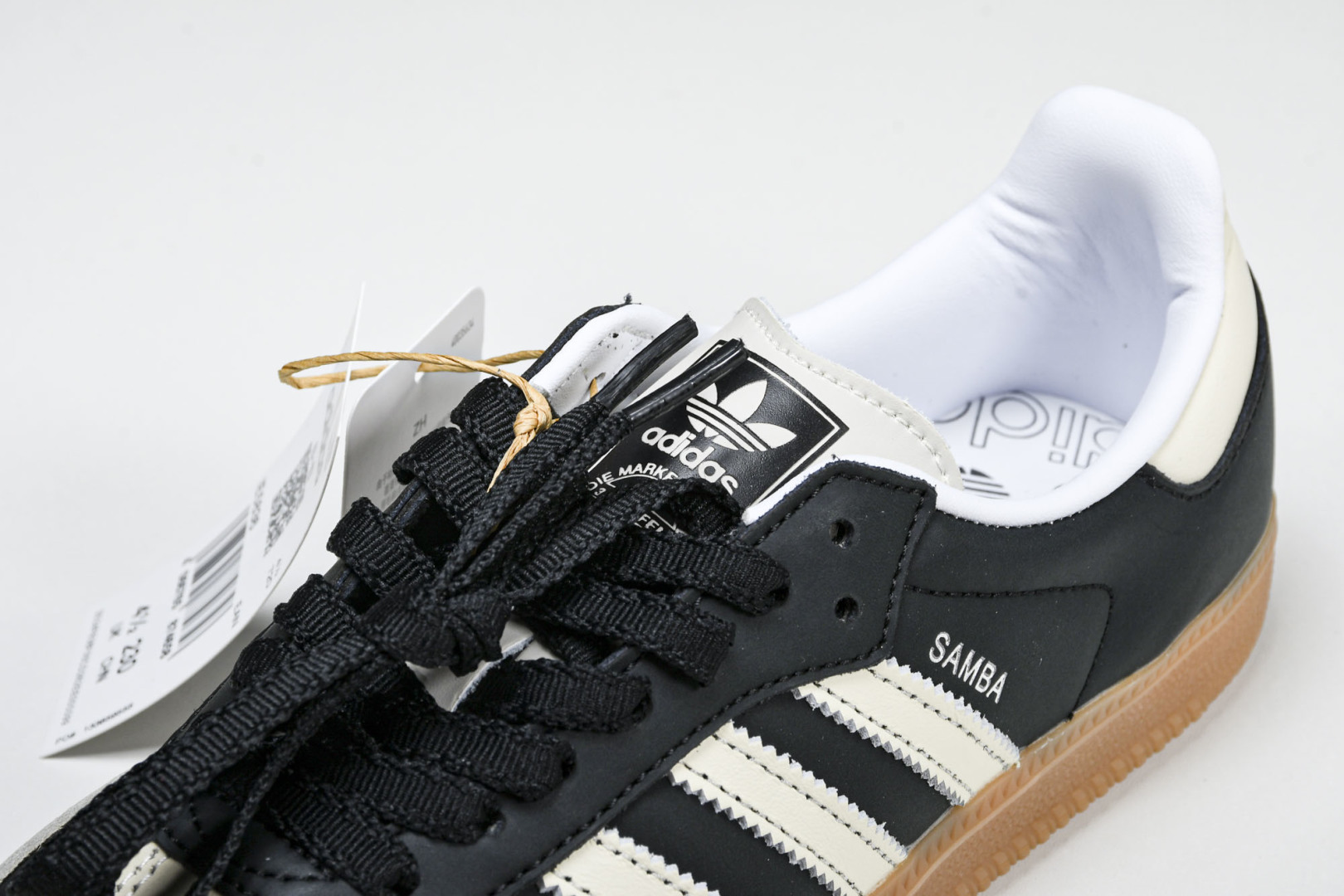 Originals 尺码36-45

纯原版出品-Originals Samba OG 黑棕 IE583