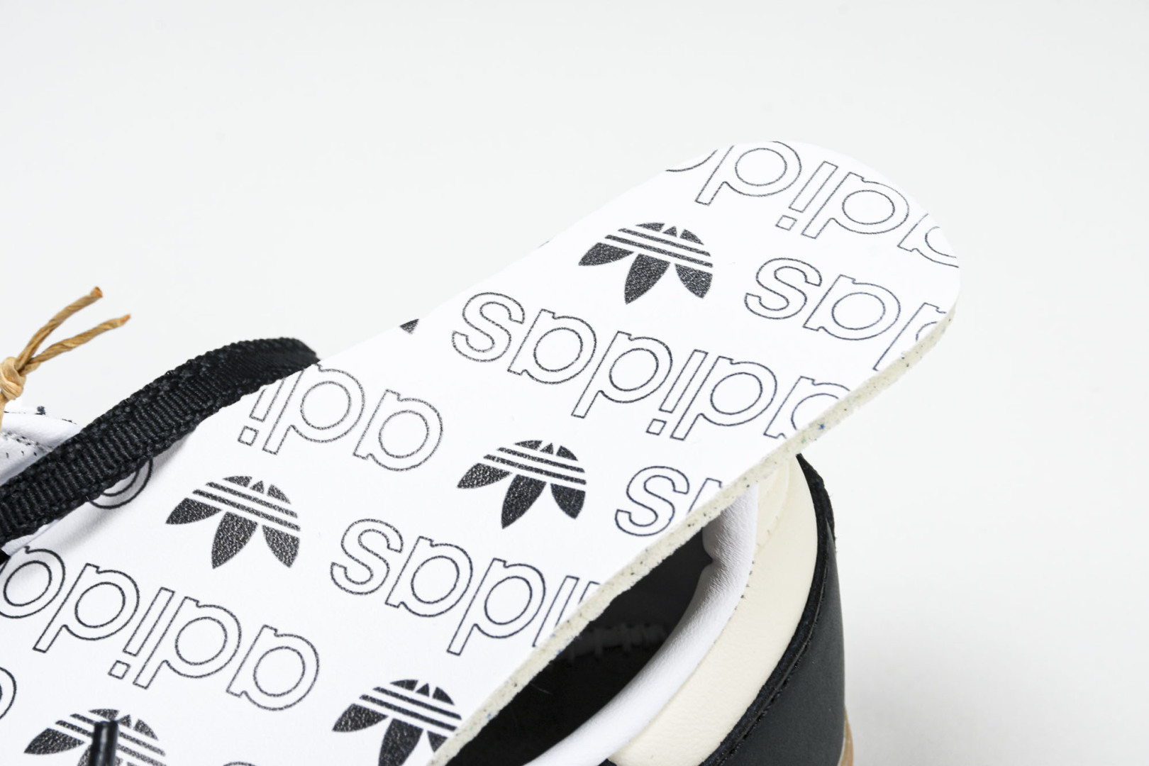 Originals 尺码36-45

纯原版出品-Originals Samba OG 黑棕 IE583