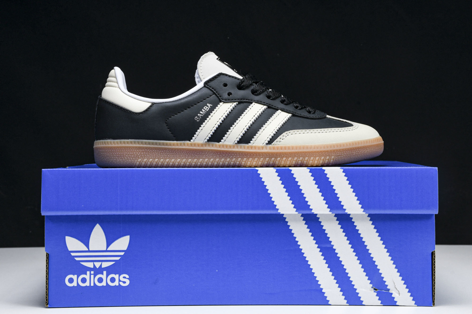 Originals 尺码36-45

纯原版出品-Originals Samba OG 黑棕 IE583