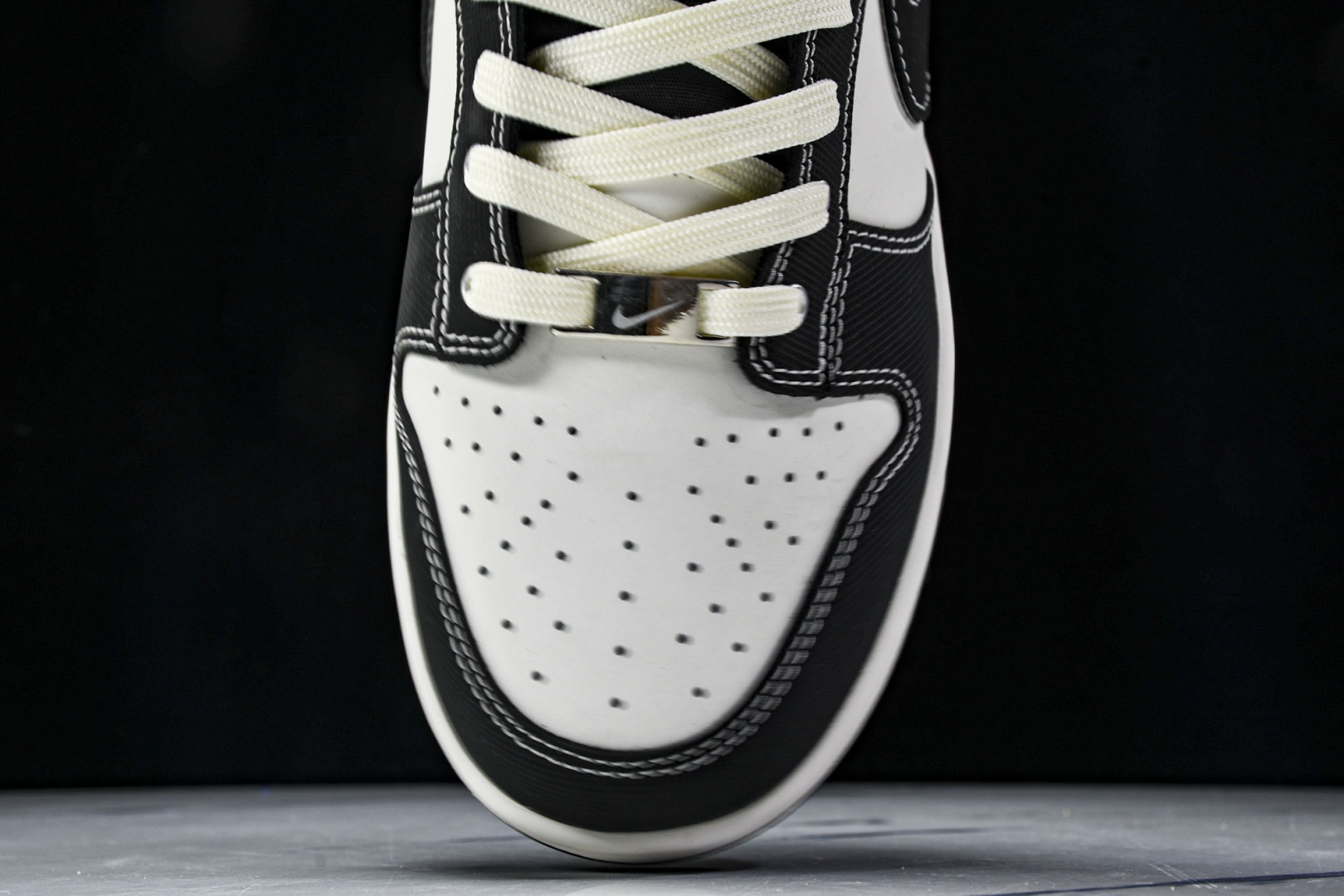 Dunk 尺码36-45

纯原版出品- SB Dunk Low Just Do it 周年高端定制 低