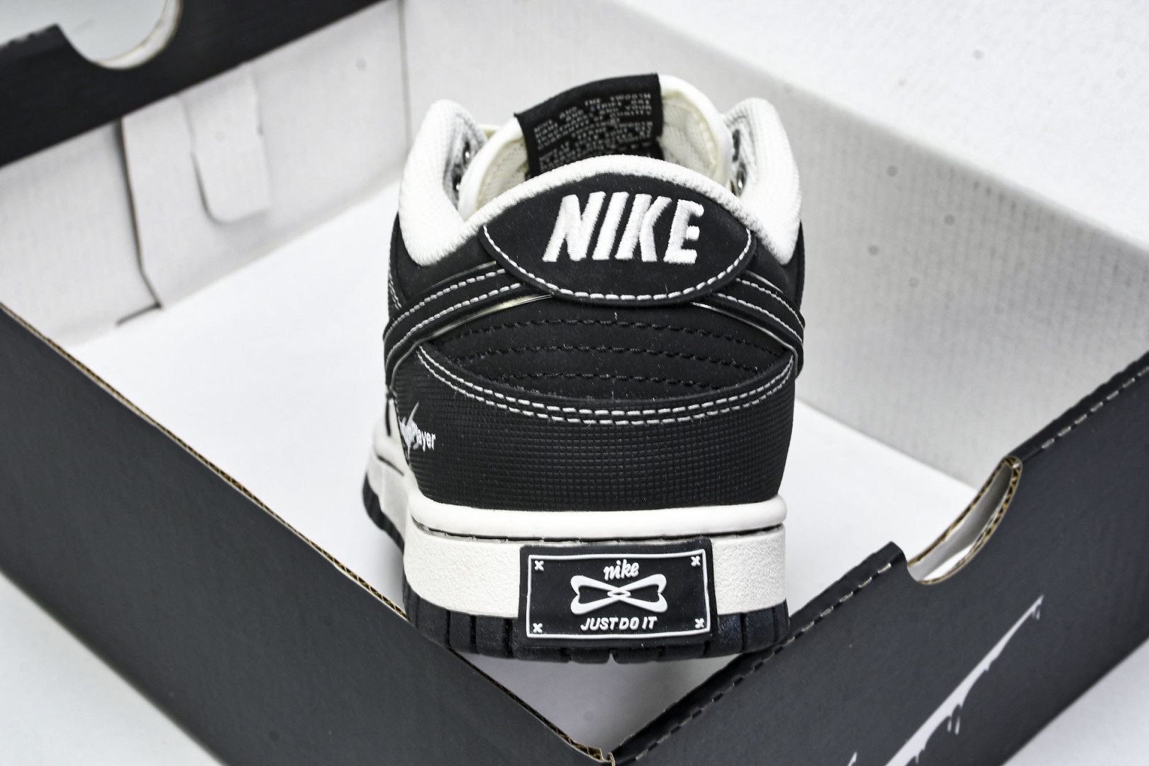 Dunk 尺码36-45

纯原版出品- SB Dunk Low Just Do it 周年高端定制 低