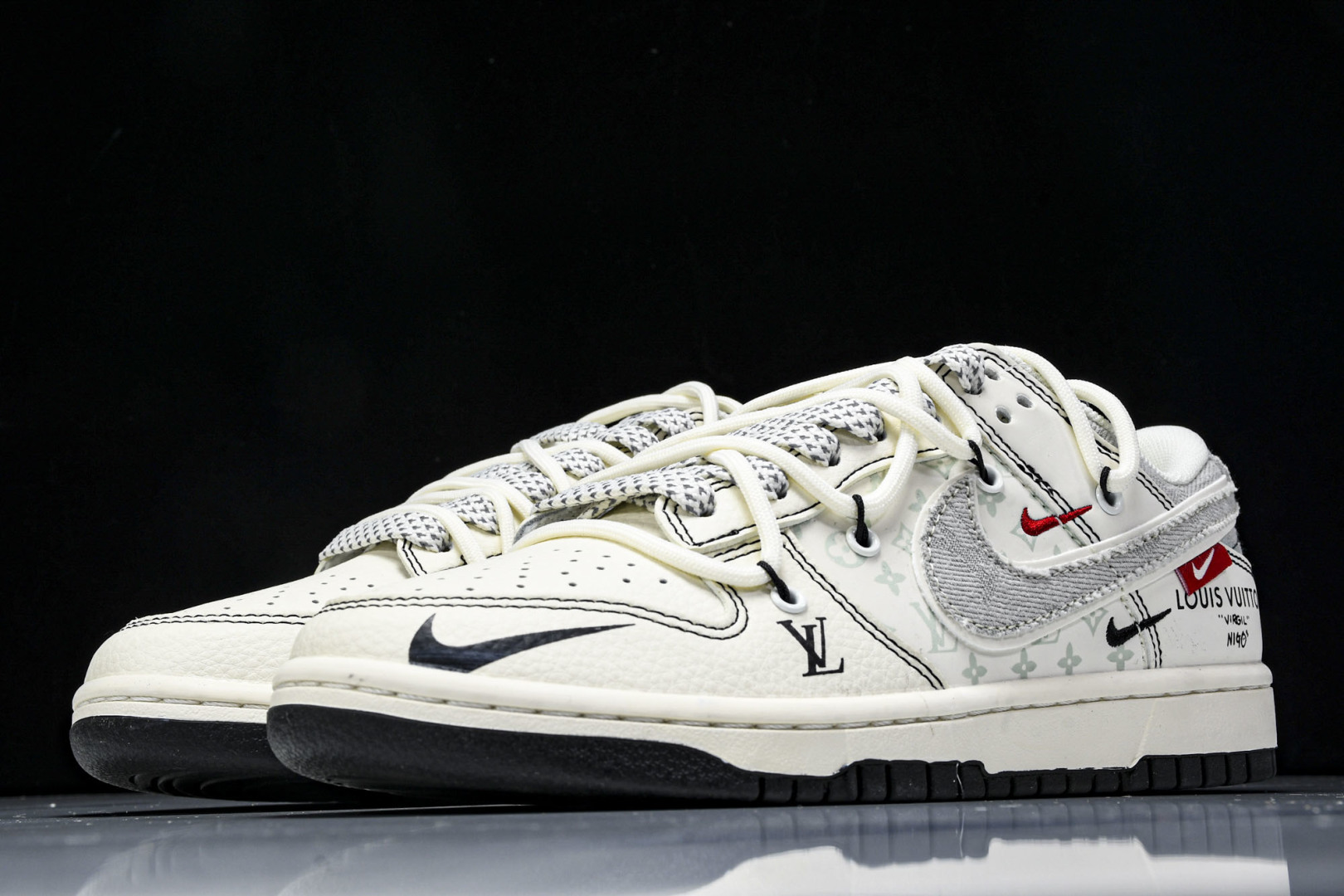 Dunk 尺码36-45

纯原版出品-SB Dunk Low LV联名 灰布勾抽绳 周年高端定制 低帮