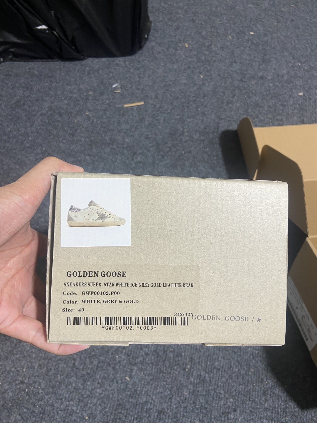  
Lw9 GGDB Golden Goose Super Star 小脏鞋运动鞋休闲擦脏系列
火爆全网