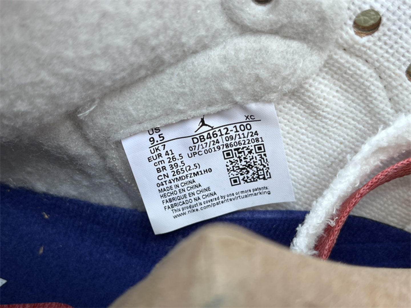A版/头层 
Jordan Air Jordan 1 High OG WMNS Sail/Cinnaba