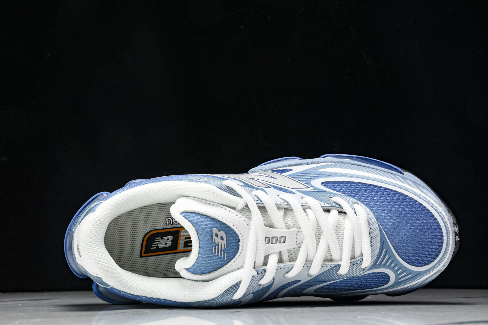NB 尺码36-46.5

纯原版出品-New Balance 2000系列复古老爹风休闲运动慢跑鞋 U
